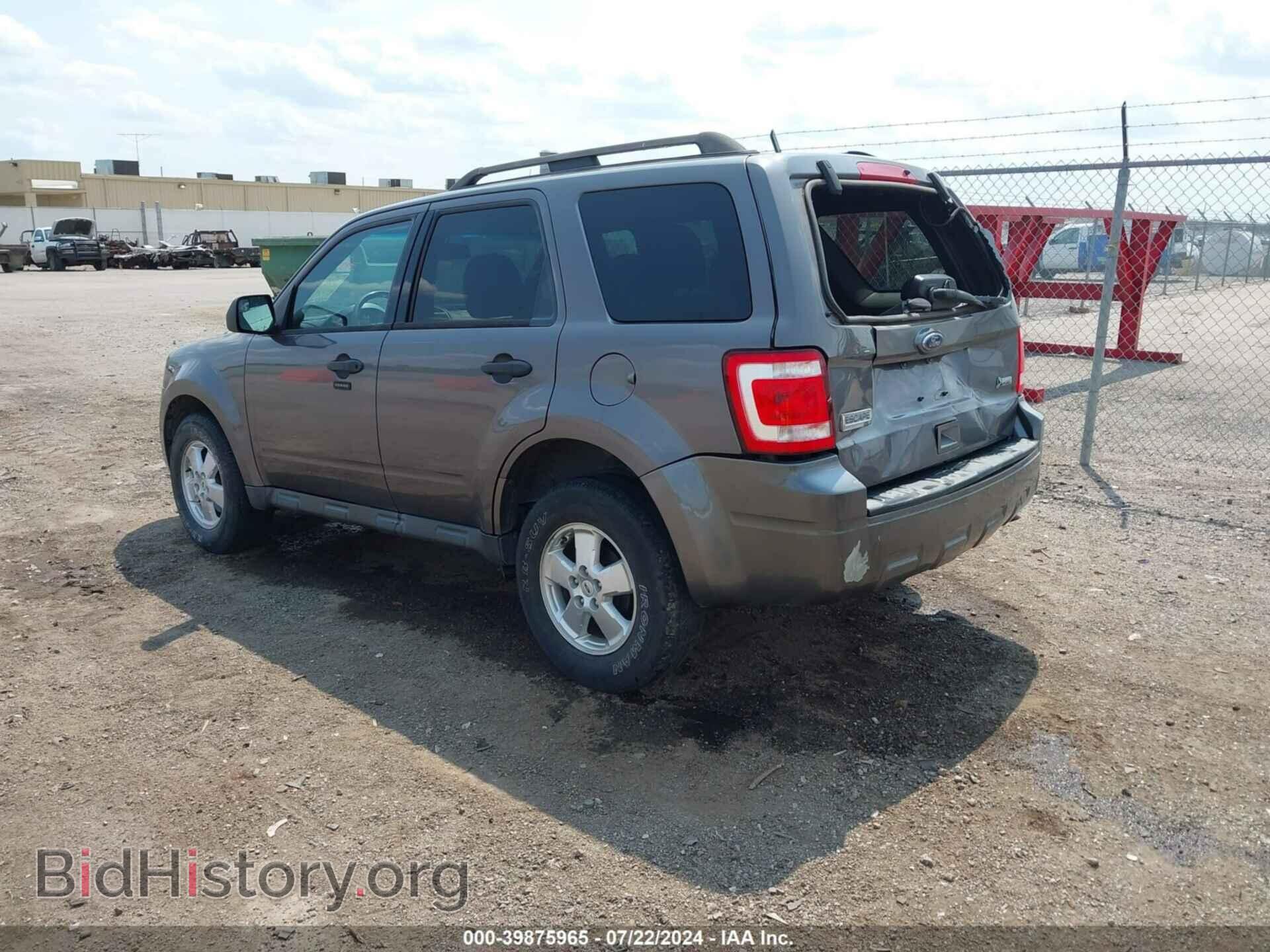 2011 FORD ESCAPE - VIN: 1FMCU9DG4BKC68436 - Фото 3