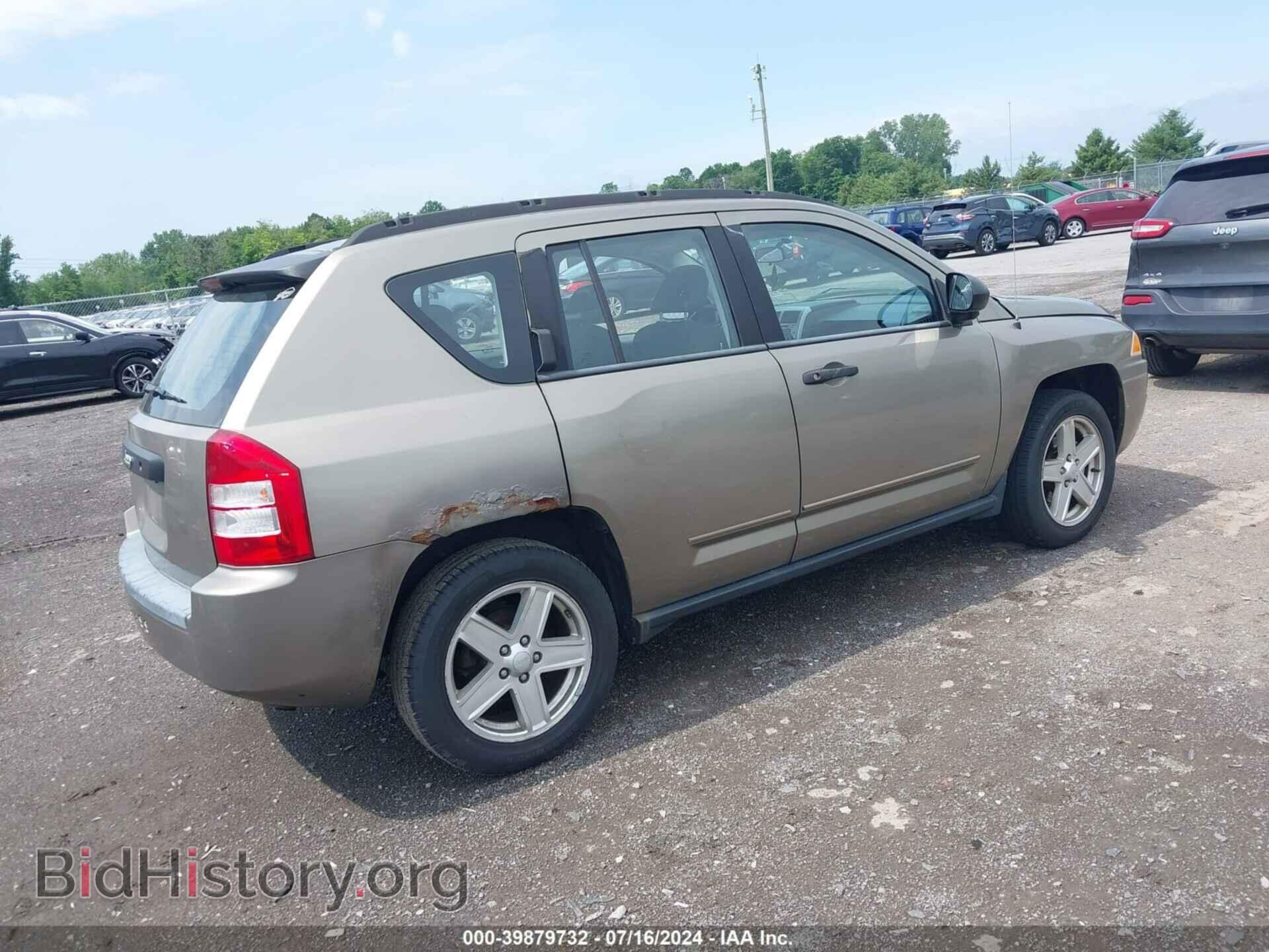 2008 JEEP COMPASS - VIN: 1J8FF47W78D557446 - Фото 4