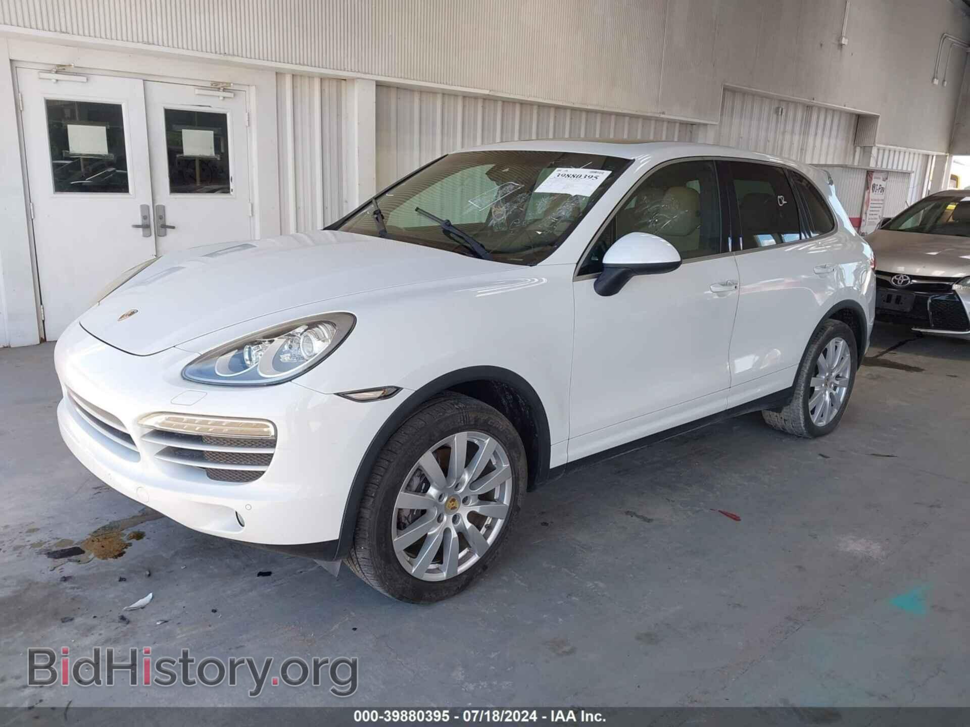 2014 PORSCHE CAYENNE - VIN: WP1AA2A22ELA90592 - Фото 2