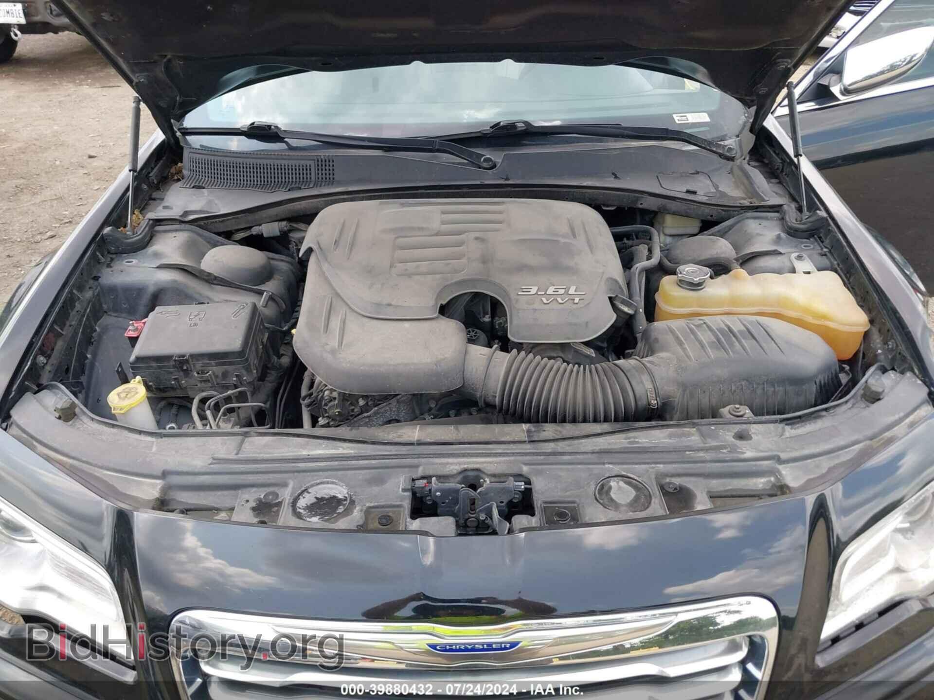 2014 CHRYSLER 300 - VIN: 2C3CCAAG9EH340065 - Фото 10