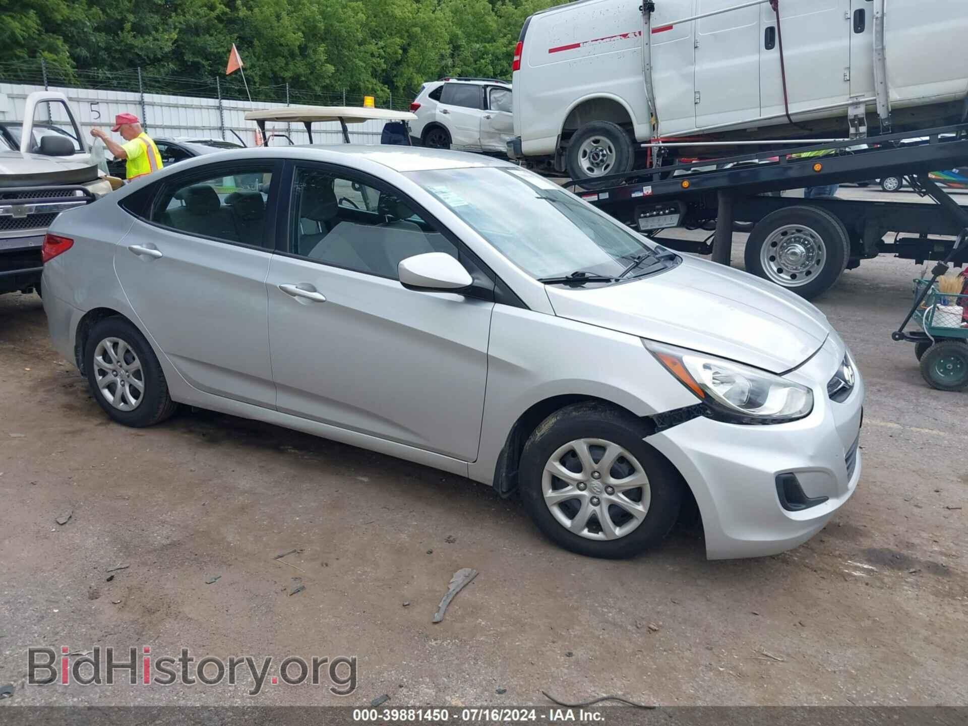 Photo KMHCT4AE8DU416975 - HYUNDAI ACCENT 2013