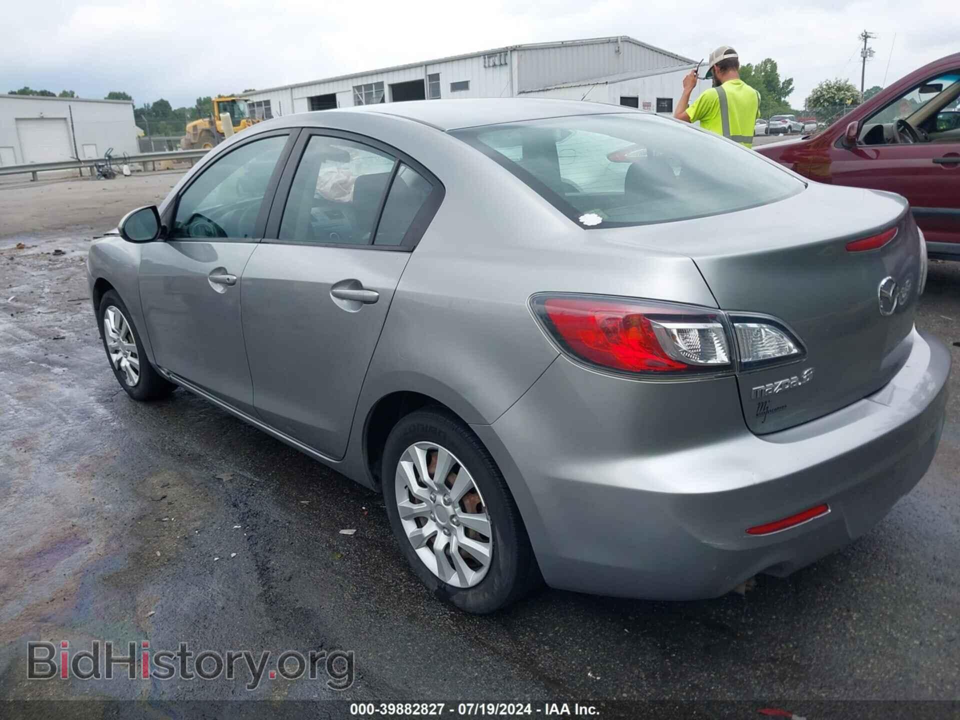 2013 MAZDA MAZDA3 - VIN: JM1BL1TF1D1767197 - Фото 3