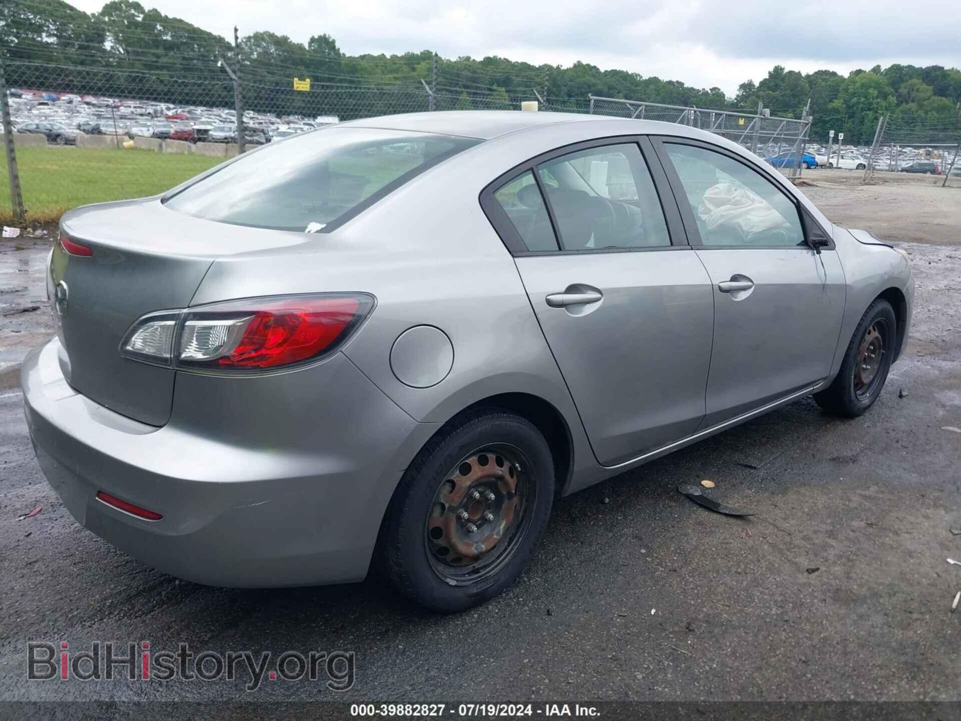 2013 MAZDA MAZDA3 - VIN: JM1BL1TF1D1767197 - Фото 4