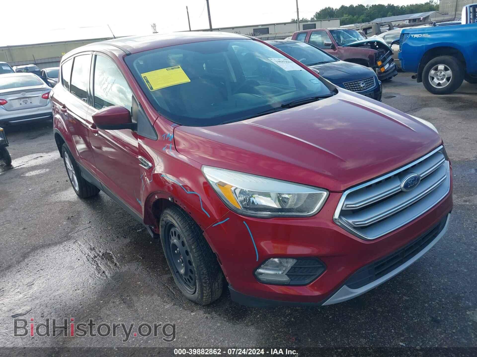 Фотография 1FMCU0G9XHUB04582 - FORD ESCAPE 2017