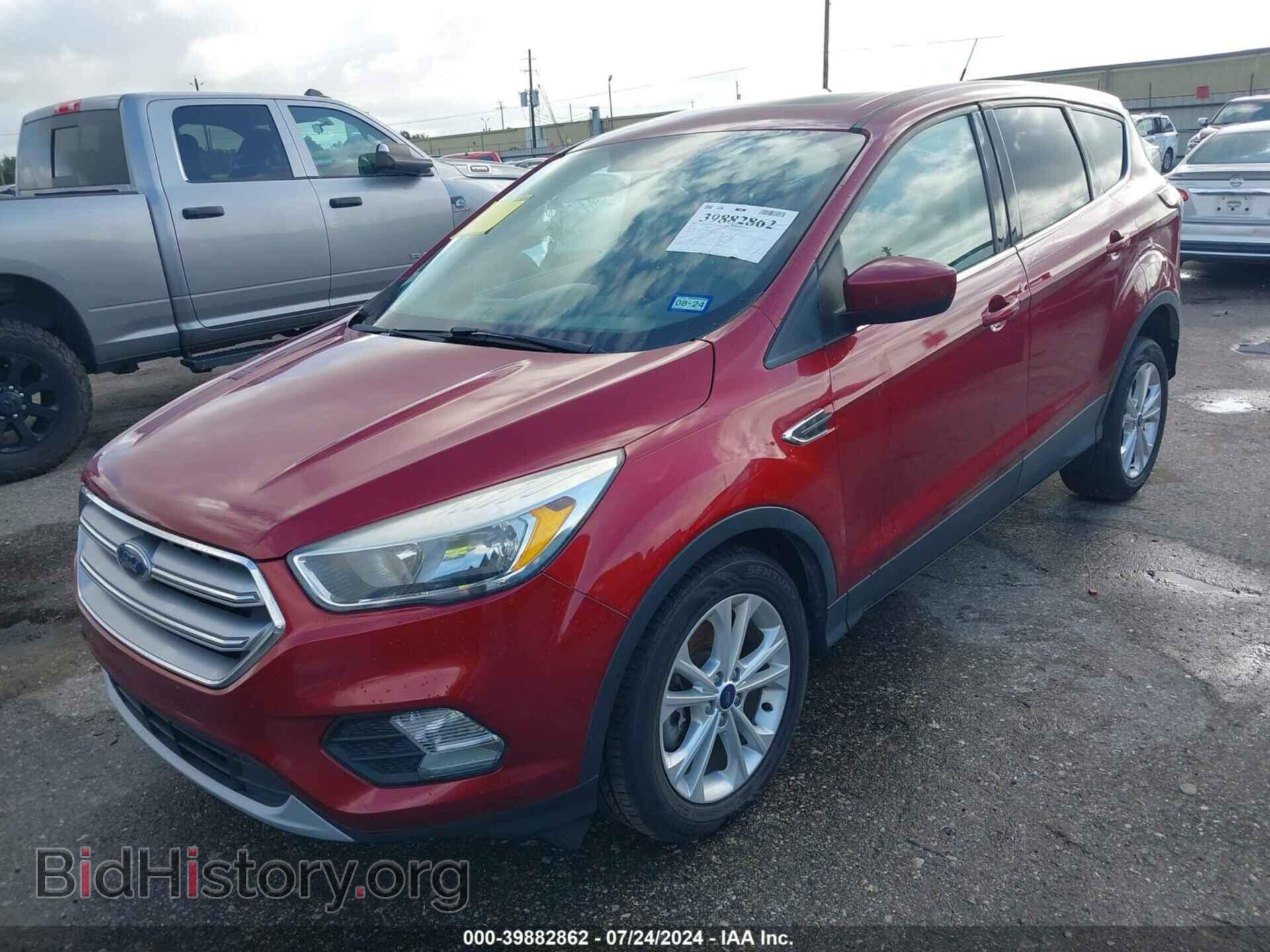 2017 FORD ESCAPE - VIN: 1FMCU0G9XHUB04582 - Фото 2