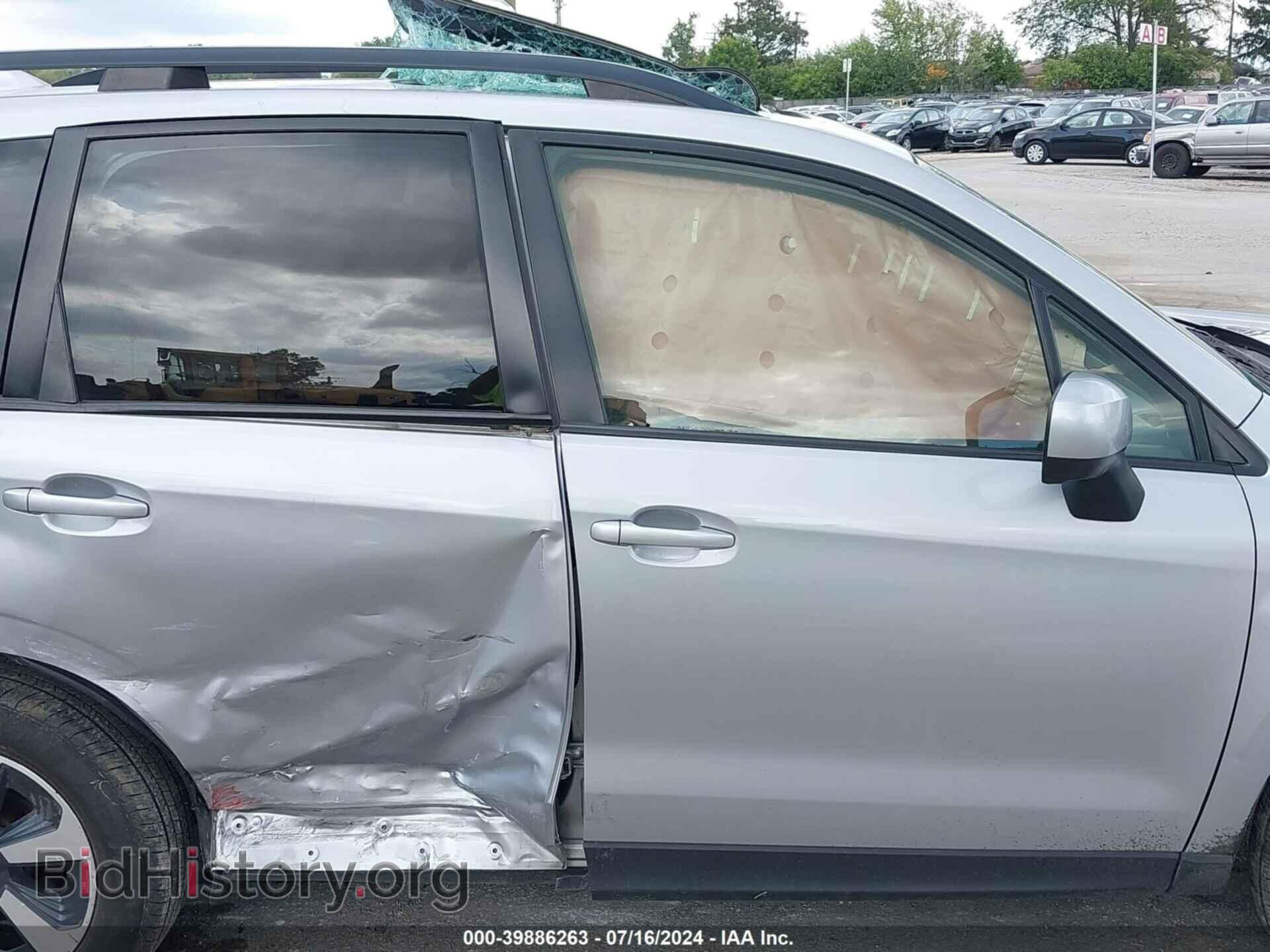 2017 SUBARU FORESTER - VIN: JF2SJADC2HH558270 - Фото 13