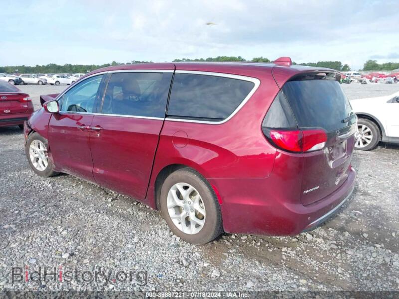 2019 Chrysler PACIFICA (VIN 2C4RC1FG8KR706232) — фото 3 из 16