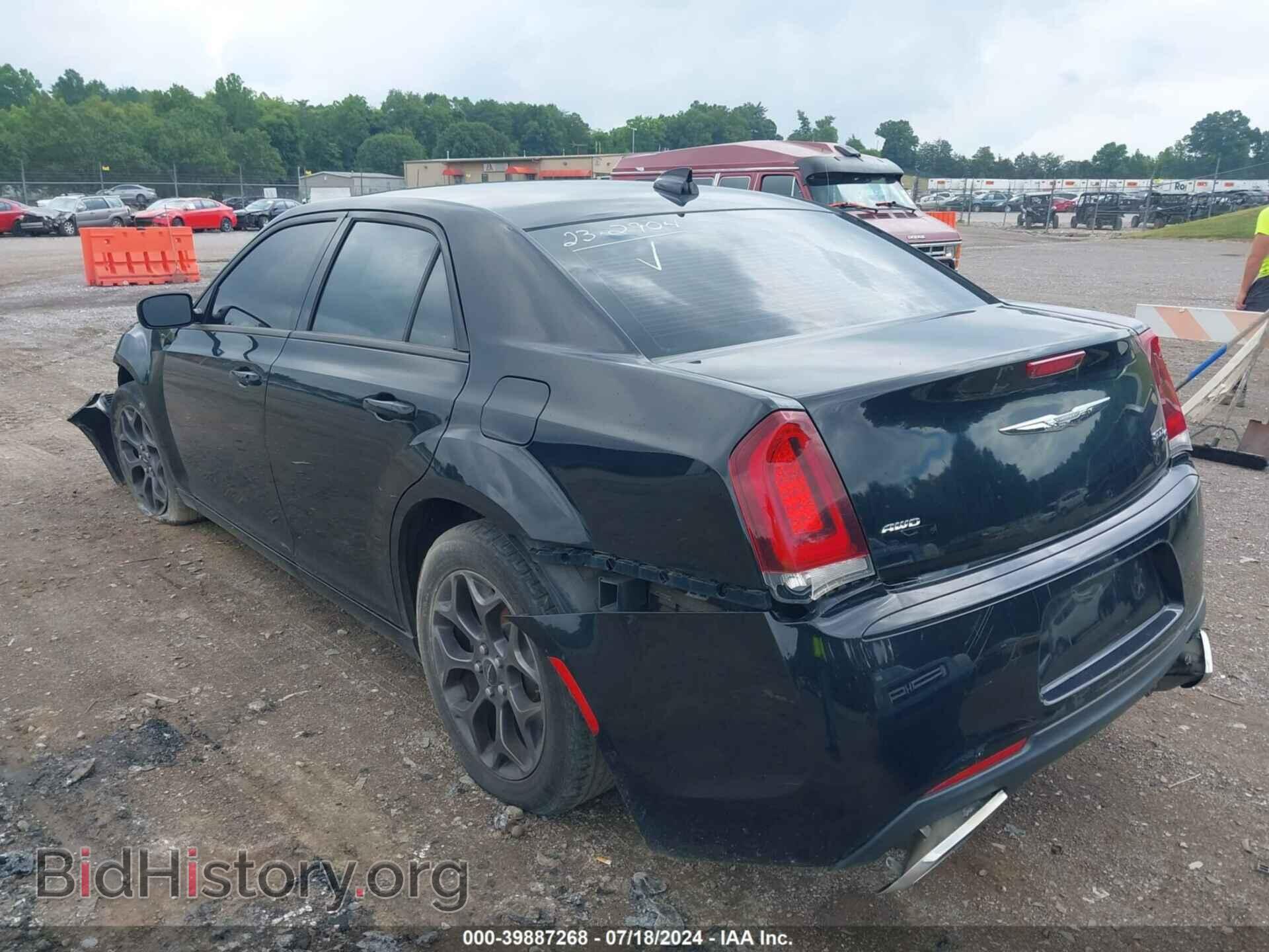 2018 CHRYSLER 300 - VIN: 2C3CCAGG5JH267181 - Фото 3