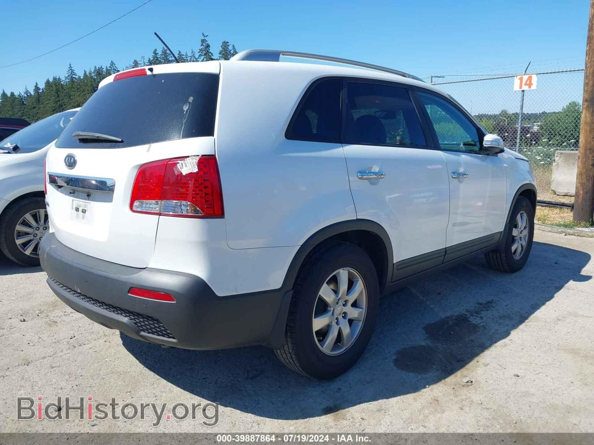 2013 KIA SORENTO - VIN: 5XYKT3A60DG413251 - Фото 4