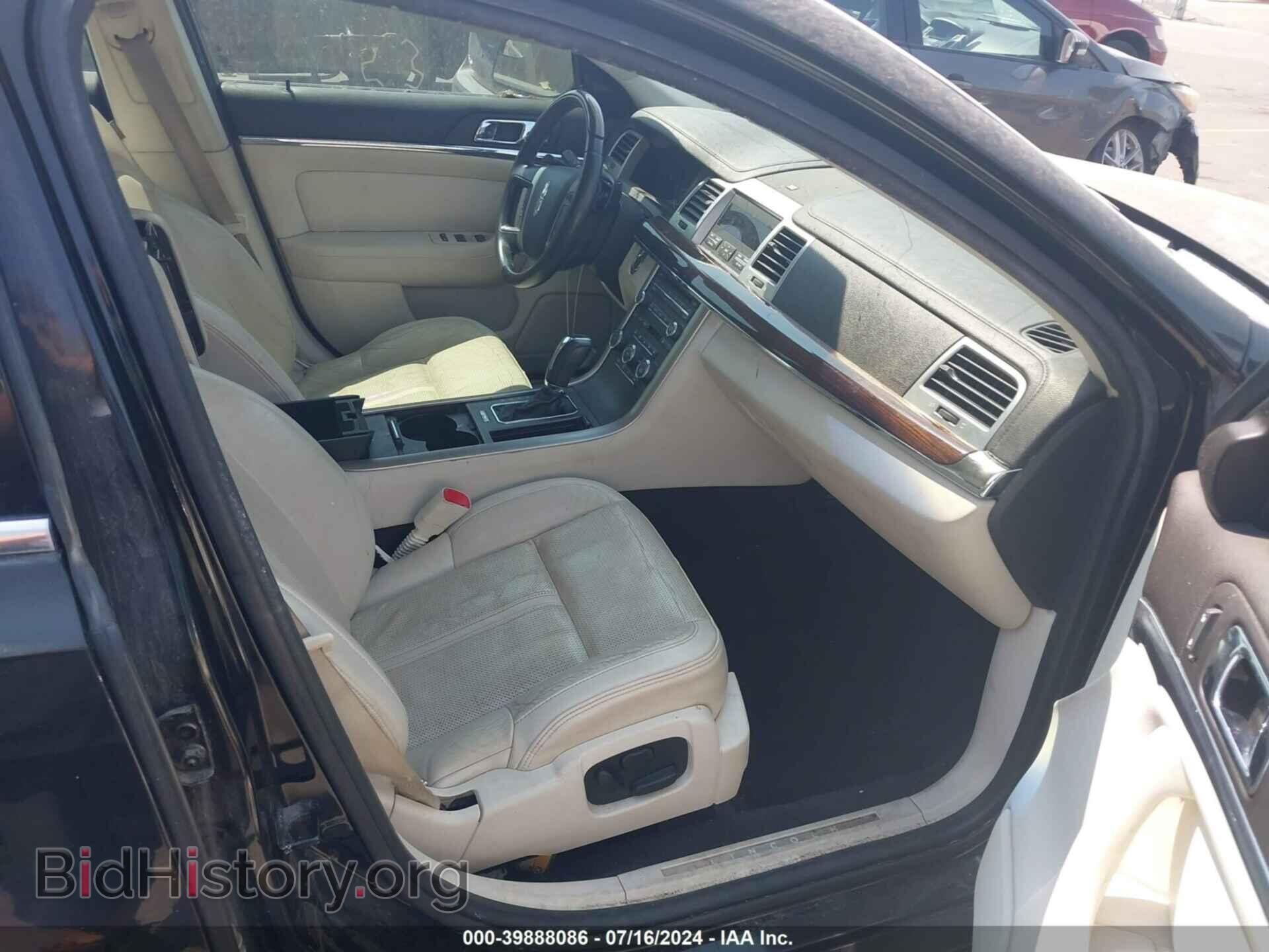 2011 LINCOLN MKS - VIN: 1LNHL9DR6BG601975 - Фото 5