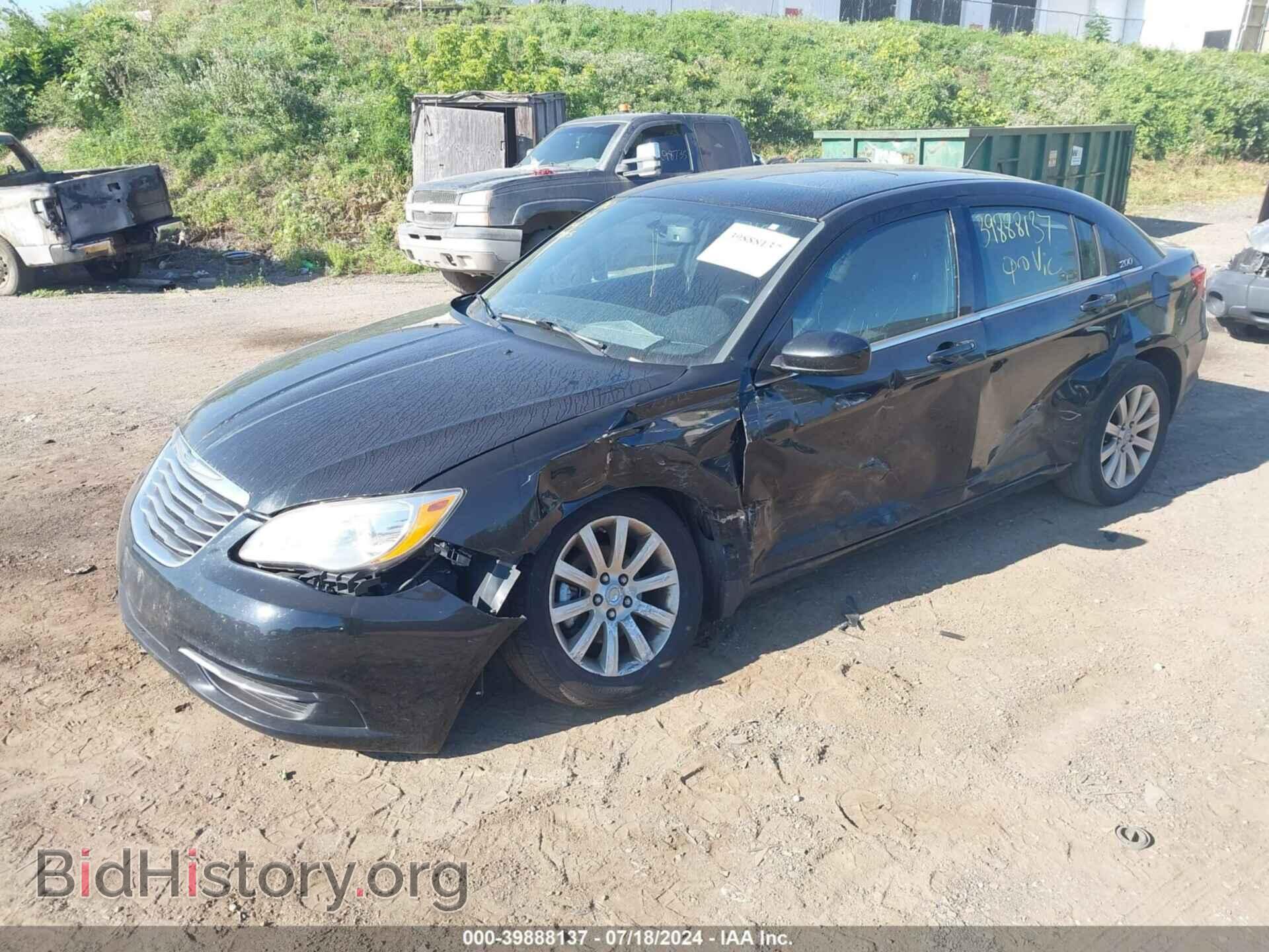 2012 CHRYSLER 200 - VIN: 1C3CCBBG3CN297819 - Фото 2