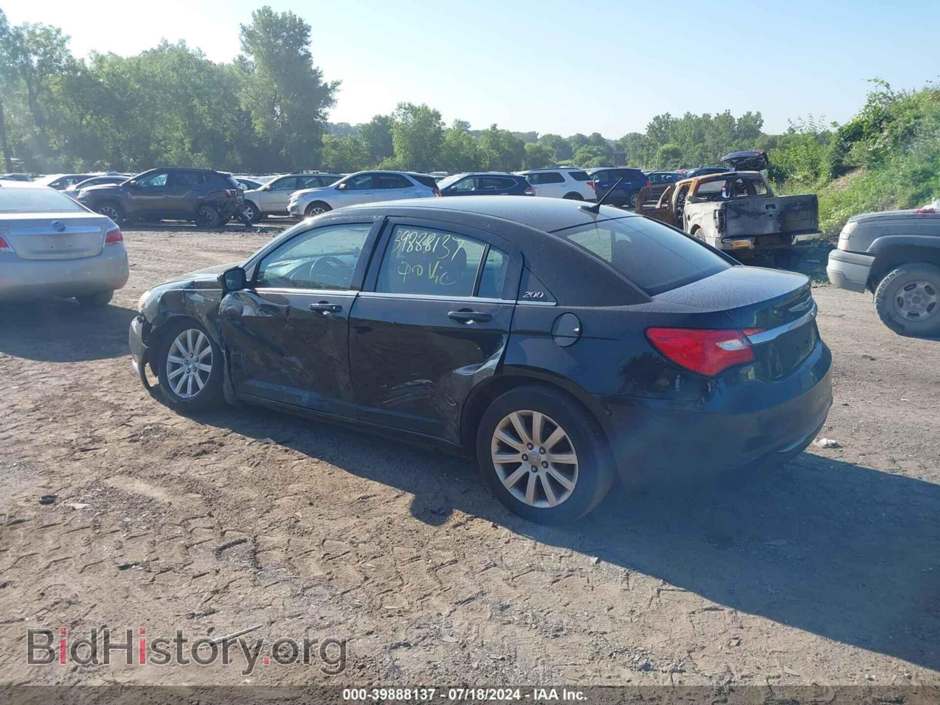 2012 CHRYSLER 200 - VIN: 1C3CCBBG3CN297819 - Фото 3