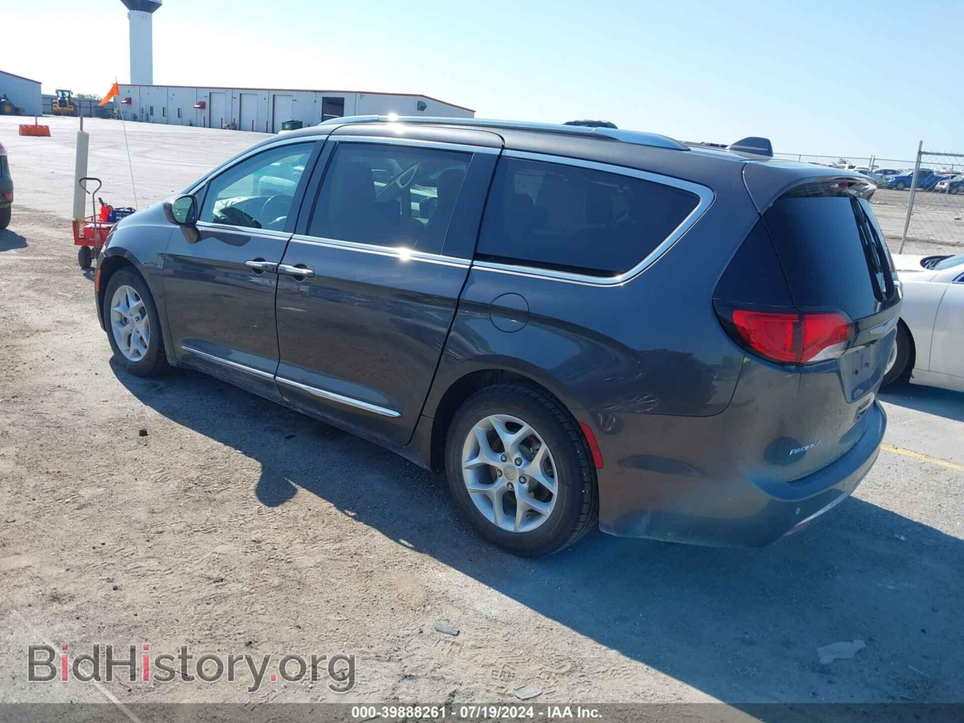 2018 CHRYSLER PACIFICA - VIN: 2C4RC1EG9JR101491 - Photo 3