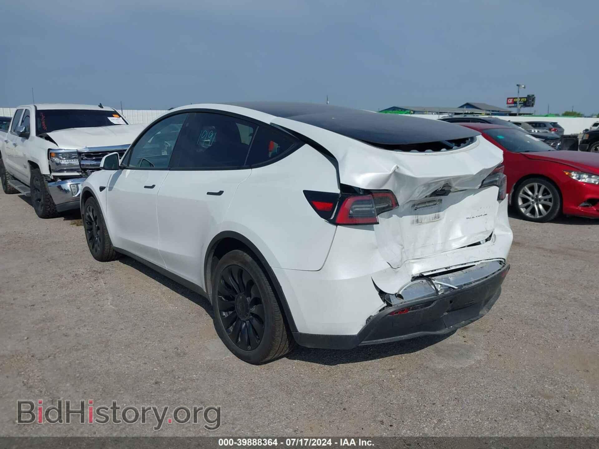 2023 TESLA MODEL Y - VIN: 7SAYGDEEXPA059529 - Фото 3