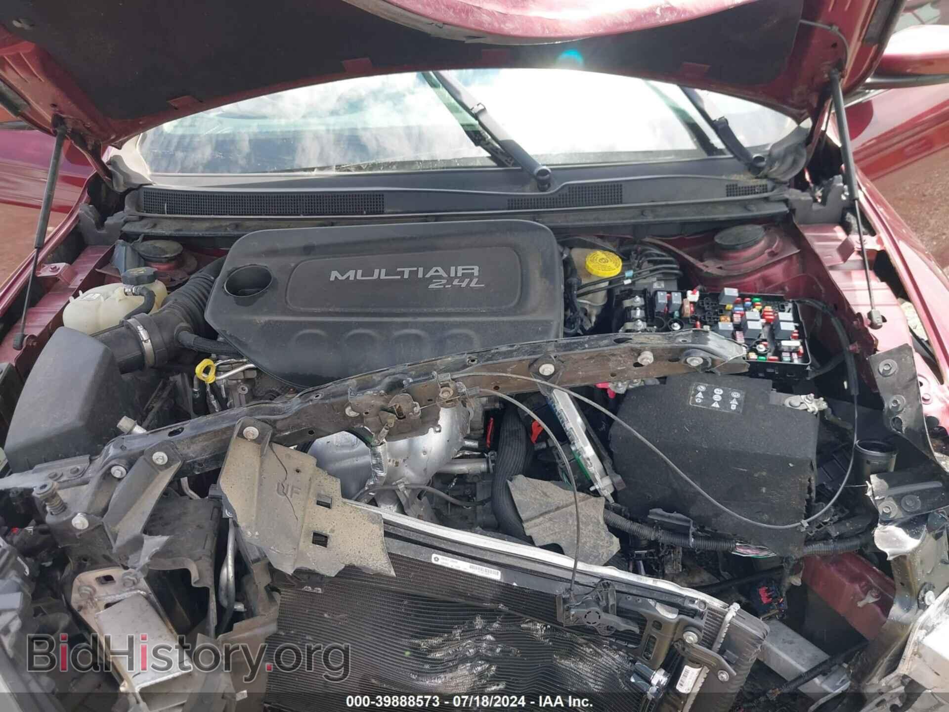 2015 CHRYSLER 200 - VIN: 1C3CCCAB6FN750167 - Фото 10