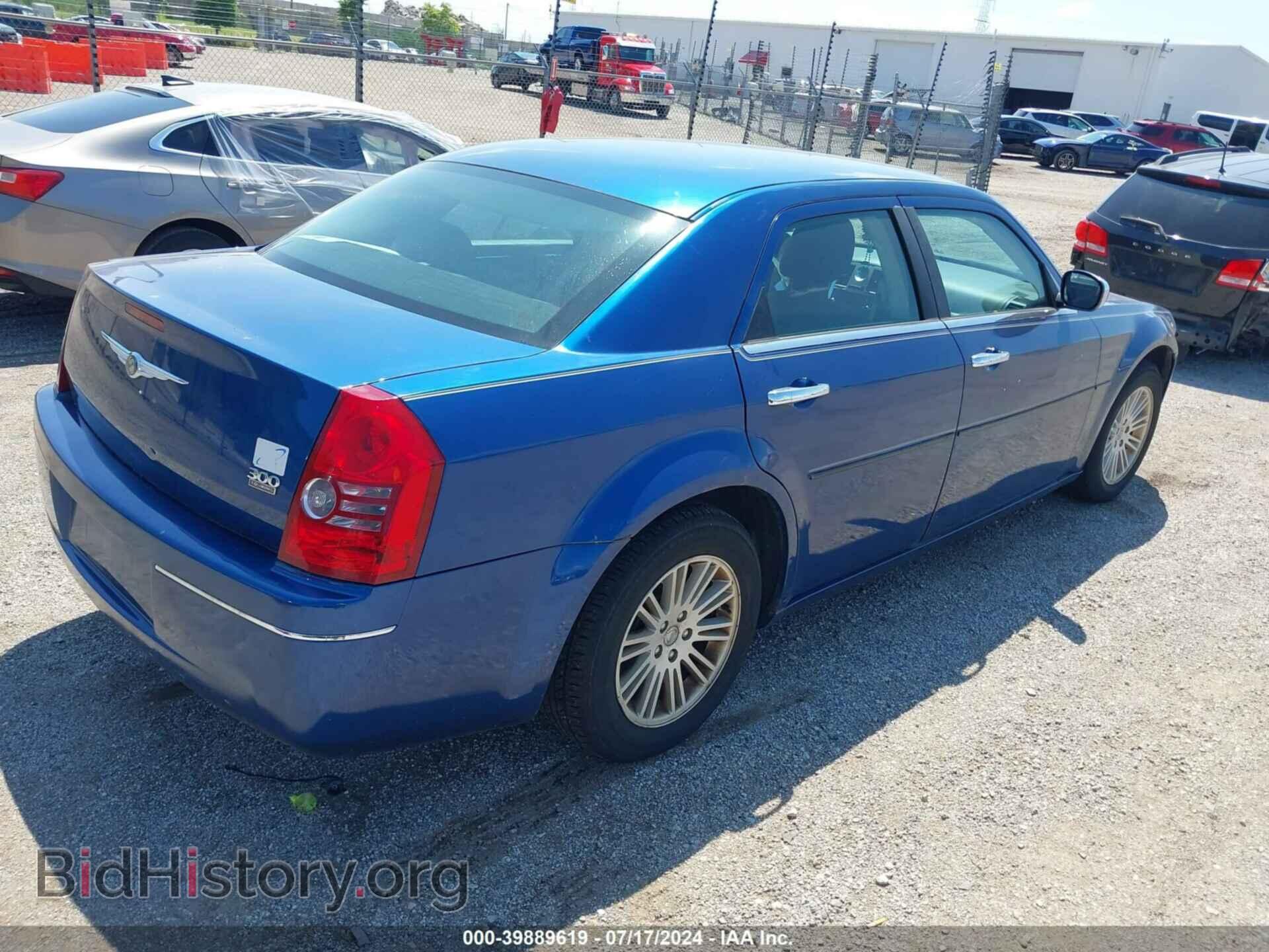 2010 CHRYSLER 300 - VIN: 2C3CA4CD1AH101680 - Фото 4