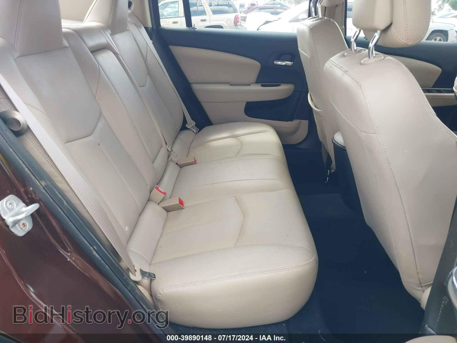 2012 CHRYSLER 200 - VIN: 1C3CCBCG9CN270882 - Фото 8