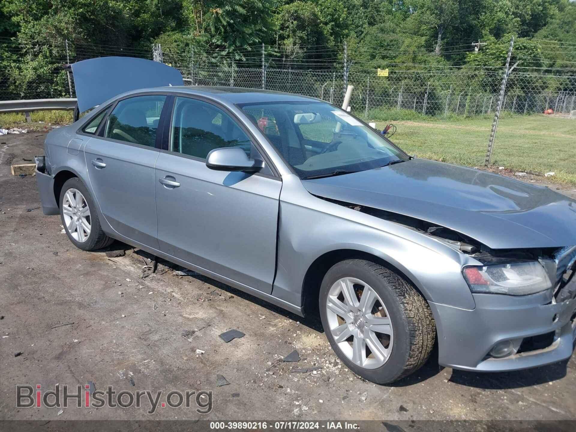 Photo WAUBFAFL4BN048473 - AUDI A4 2011