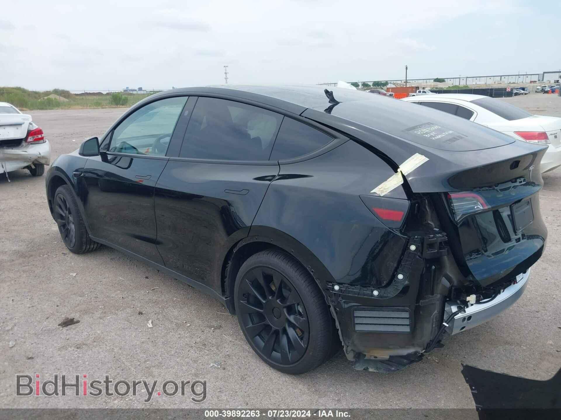 2024 TESLA MODEL Y - VIN: 7SAYGDED8RF022380 - Фото 3