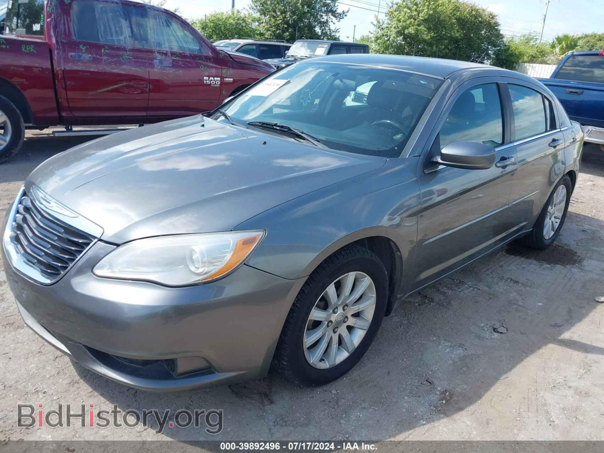 2013 CHRYSLER 200 - VIN: 1C3CCBBG7DN660012 - Фото 2