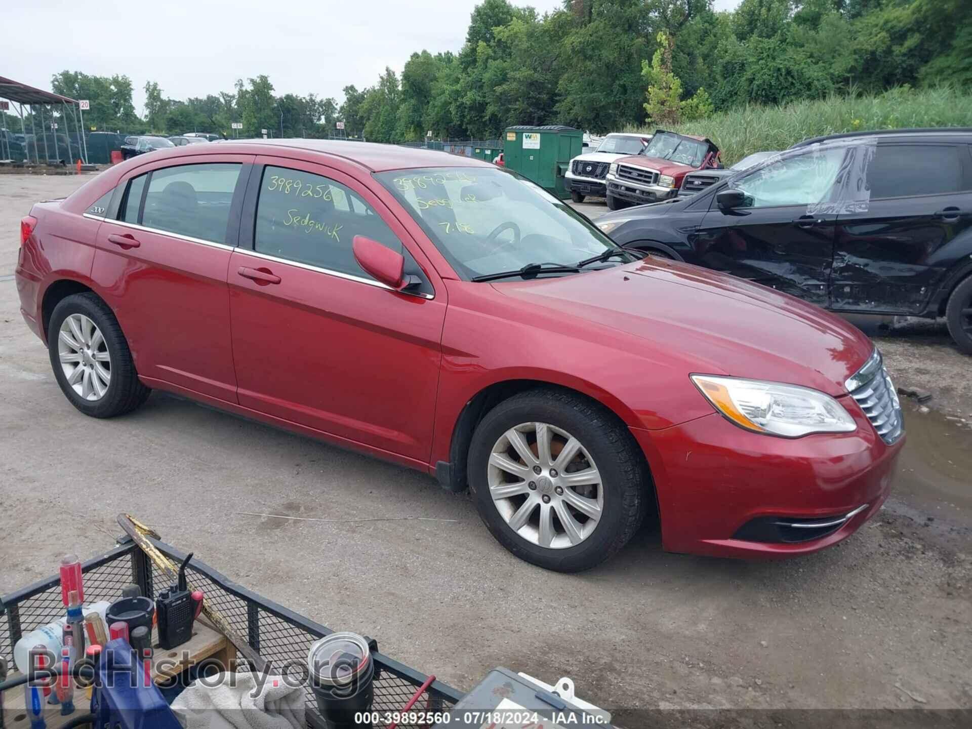 Фотография 1C3CCBBBXDN603114 - CHRYSLER 200 2013