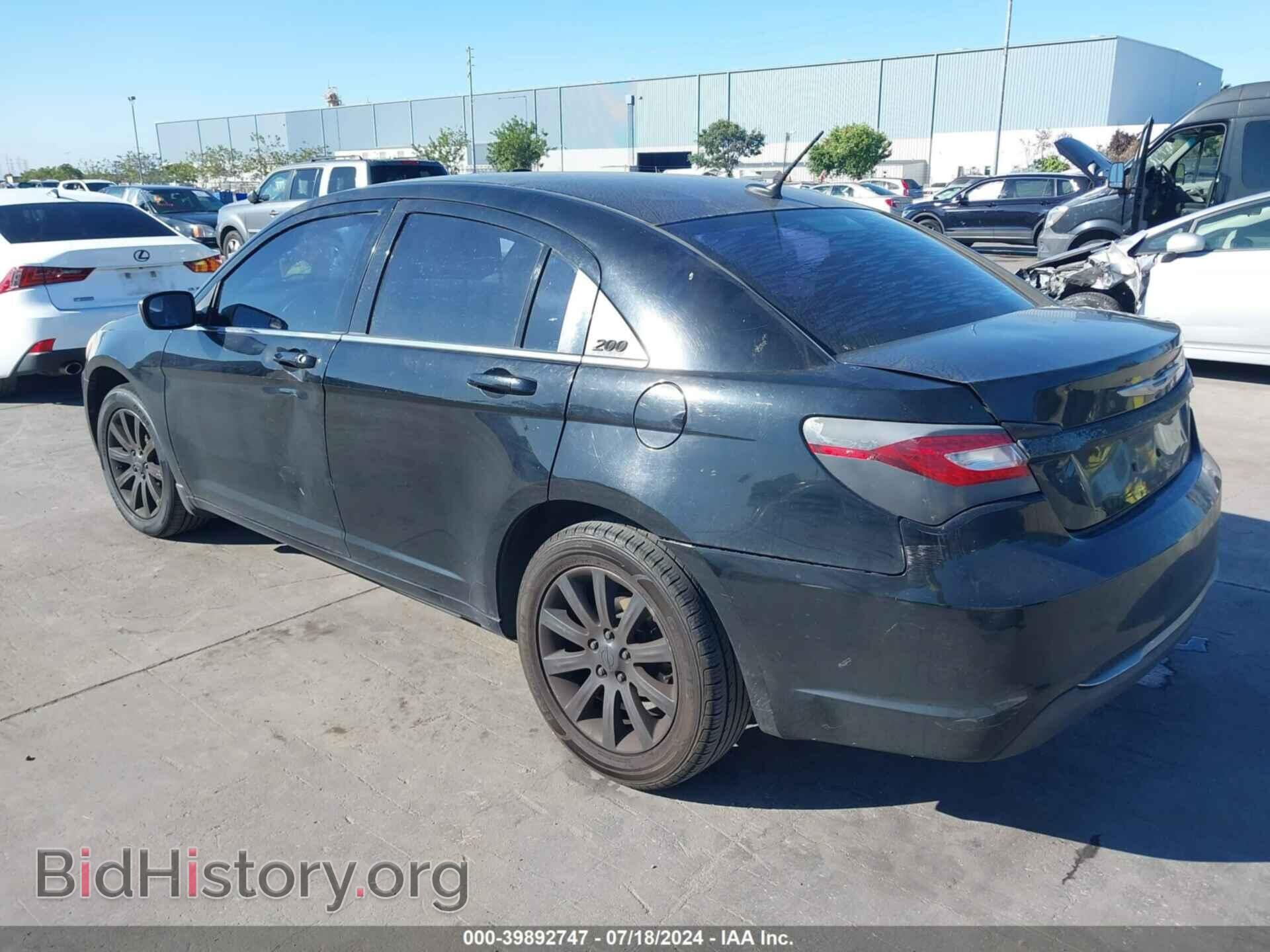 2013 CHRYSLER 200 - VIN: 1C3CCBBB3DN571400 - Фото 3