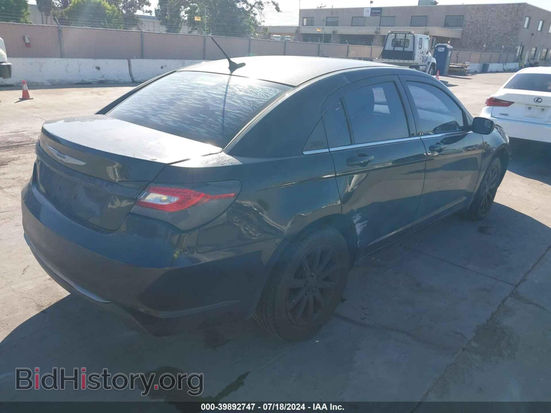 2013 CHRYSLER 200 - VIN: 1C3CCBBB3DN571400 - Фото 4