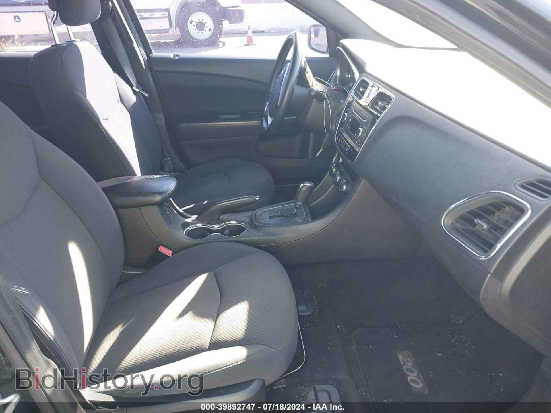 2013 CHRYSLER 200 - VIN: 1C3CCBBB3DN571400 - Фото 5