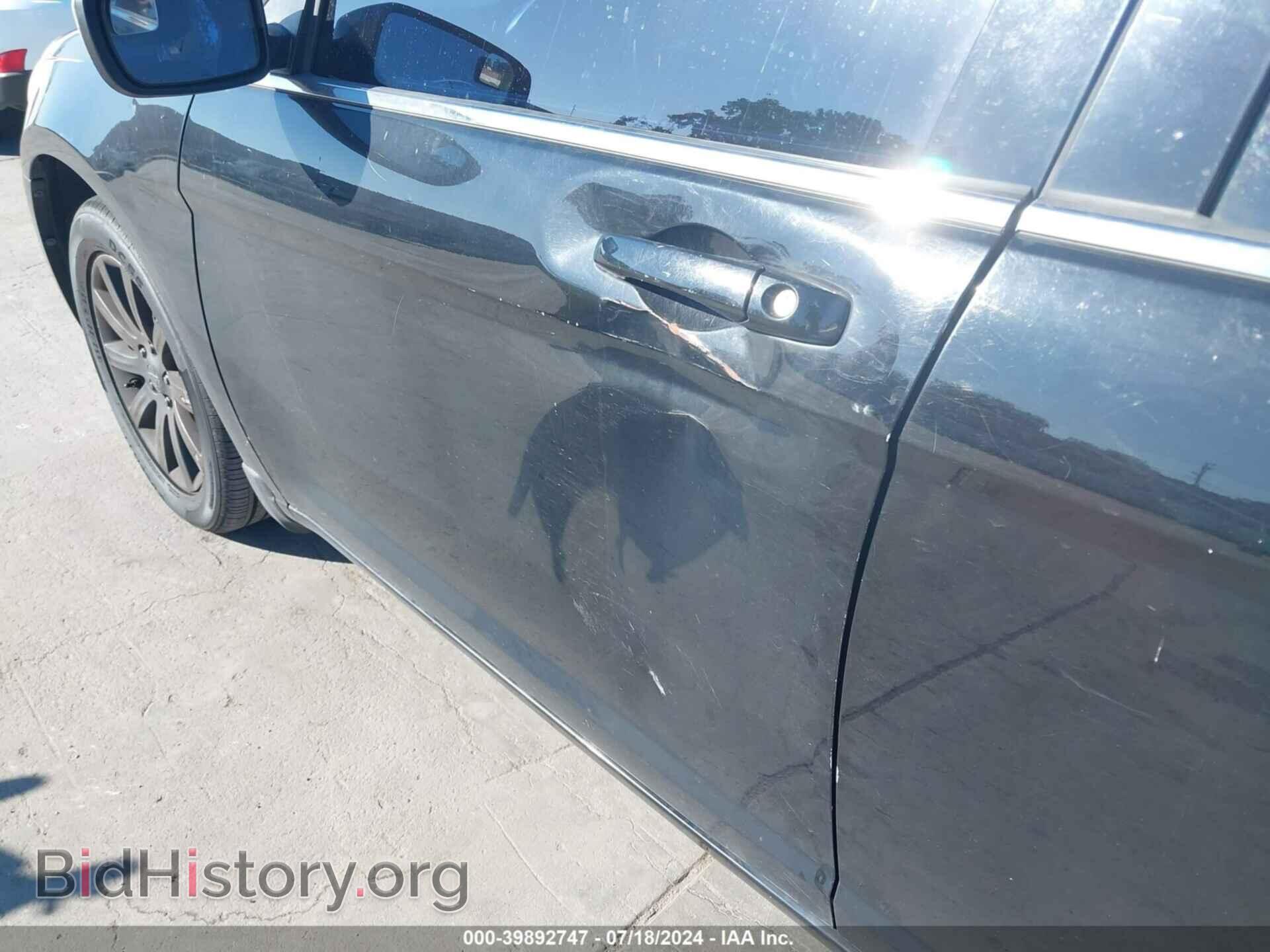 2013 CHRYSLER 200 - VIN: 1C3CCBBB3DN571400 - Фото 6