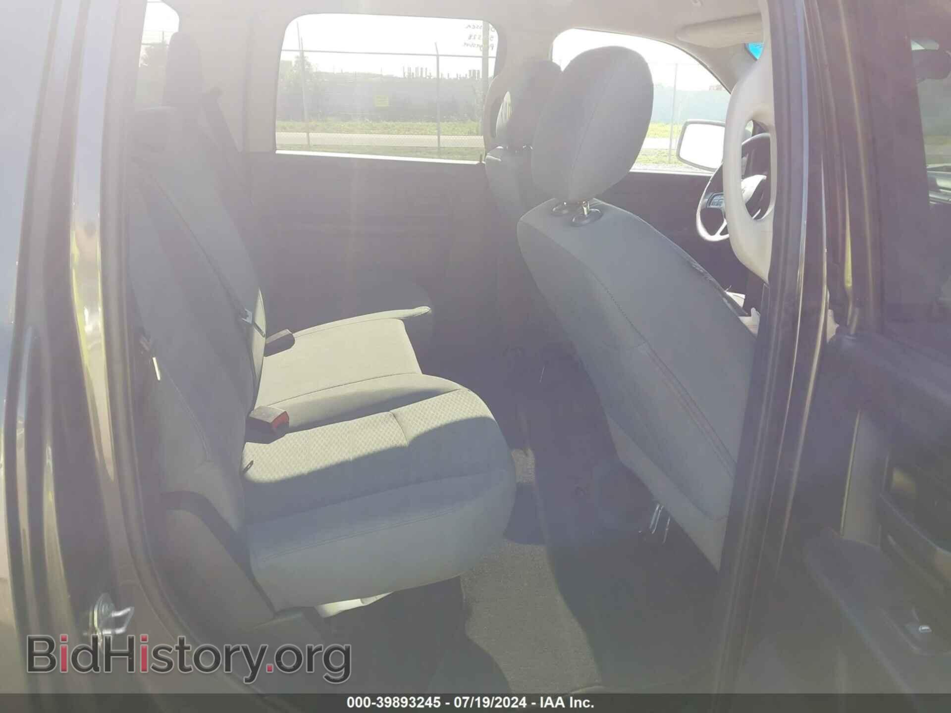 2017 RAM 1500 - VIN: 3C6RR7KT6HG594024 - Фото 8