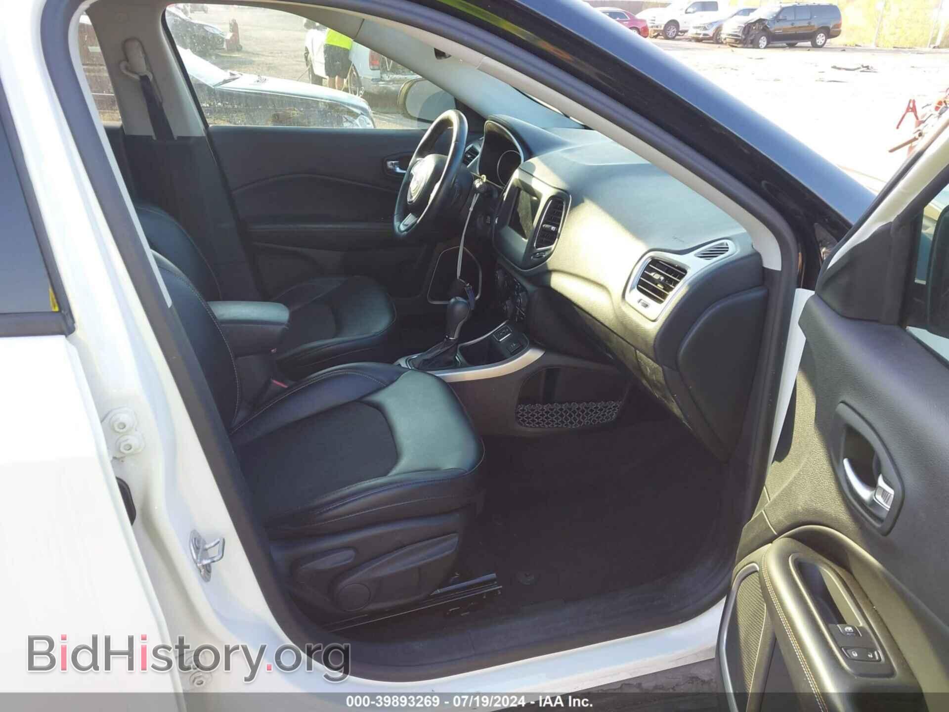 2018 JEEP COMPASS - VIN: 3C4NJCBB0JT124356 - Фото 5