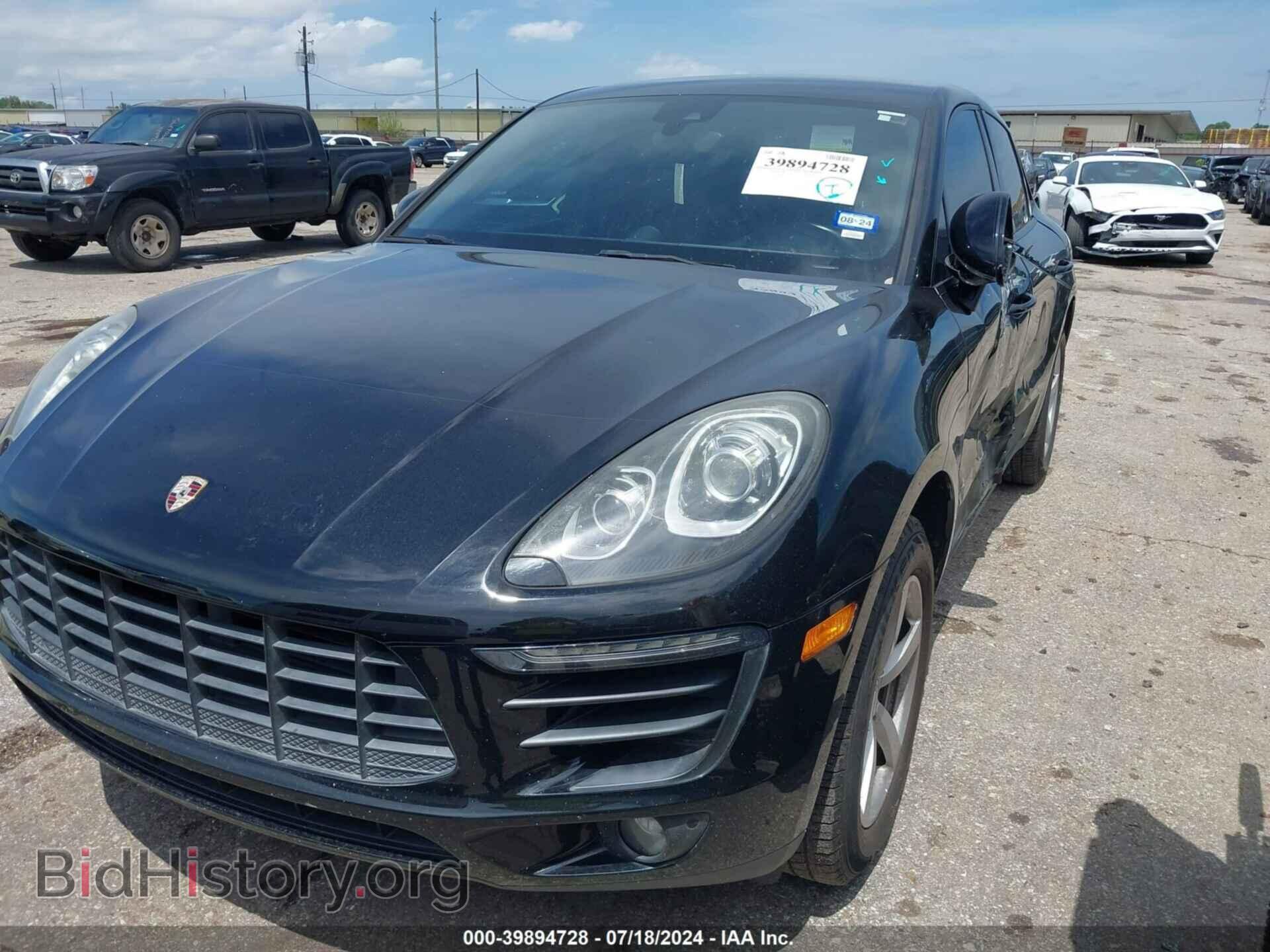 2017 PORSCHE MACAN - VIN: WP1AA2A50HLB81391 - Photo 2