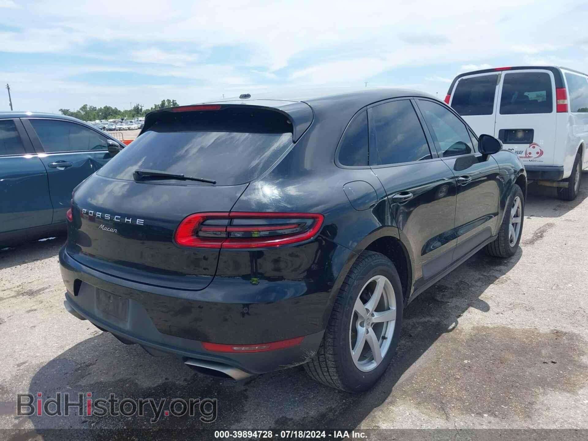 2017 PORSCHE MACAN - VIN: WP1AA2A50HLB81391 - Photo 4