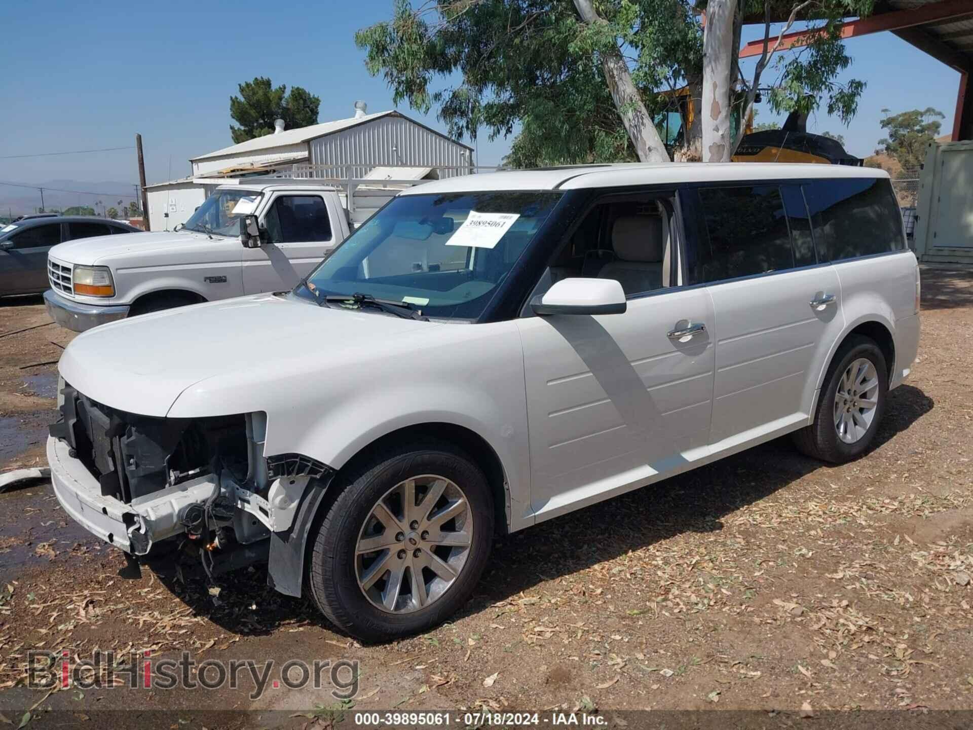 2010 FORD FLEX - VIN: 2FMGK5CC0ABB00123 - Фото 2