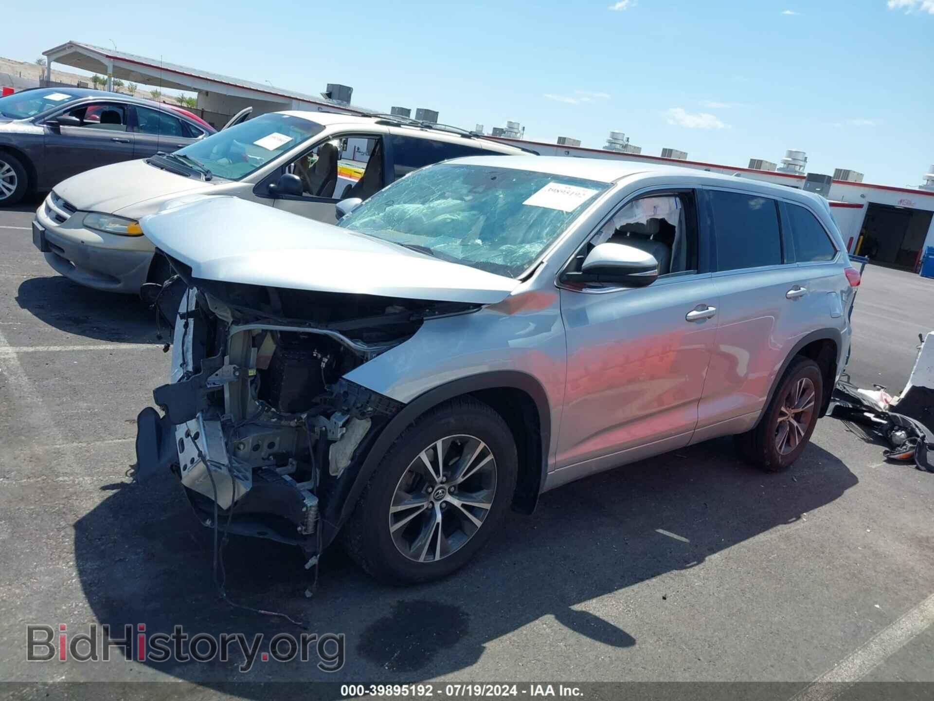 2017 TOYOTA HIGHLANDER - VIN: 5TDBZRFH0HS406045 - Фото 2