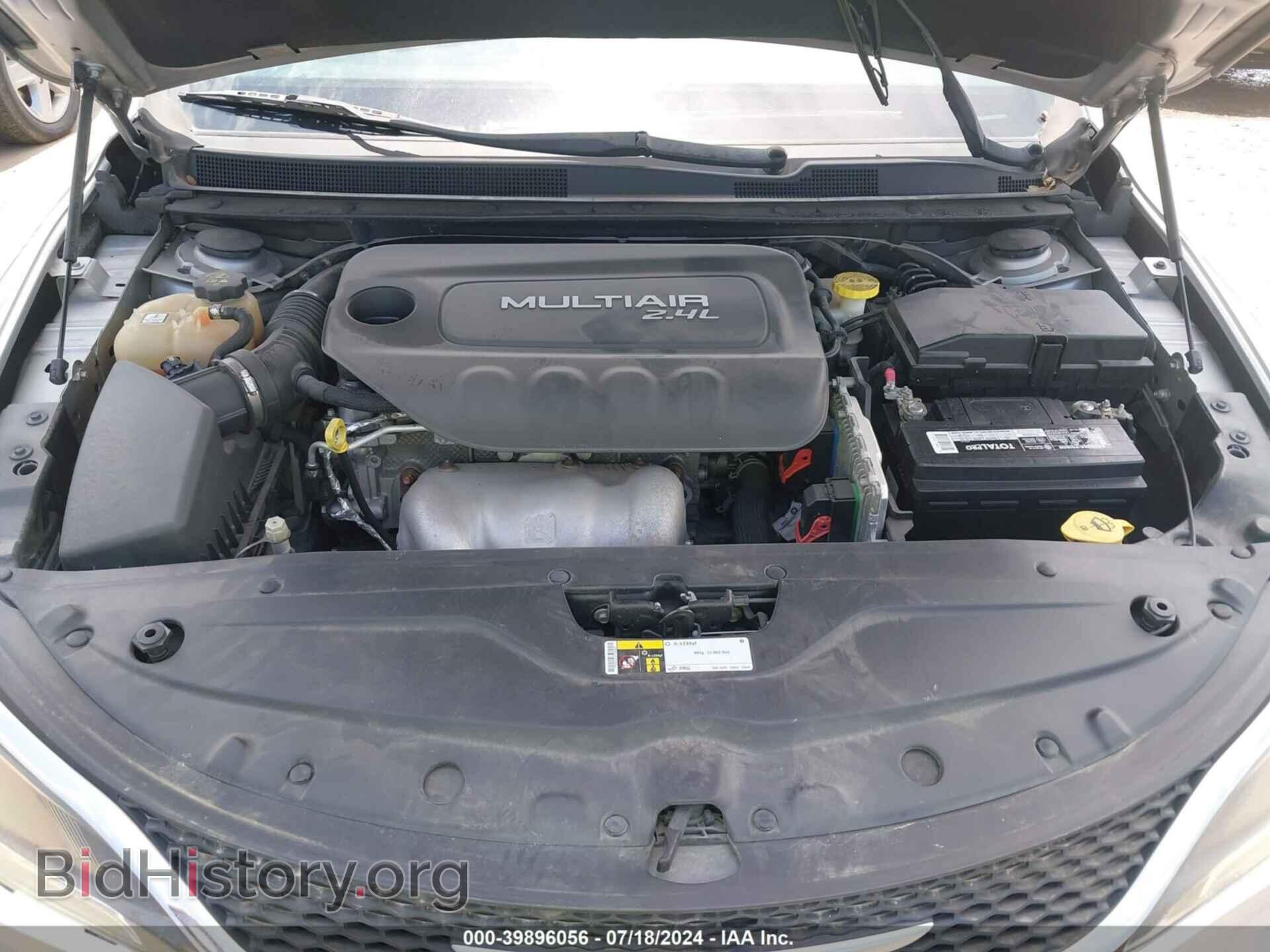 2015 CHRYSLER 200 - VIN: 1C3CCCAB5FN684517 - Фото 10