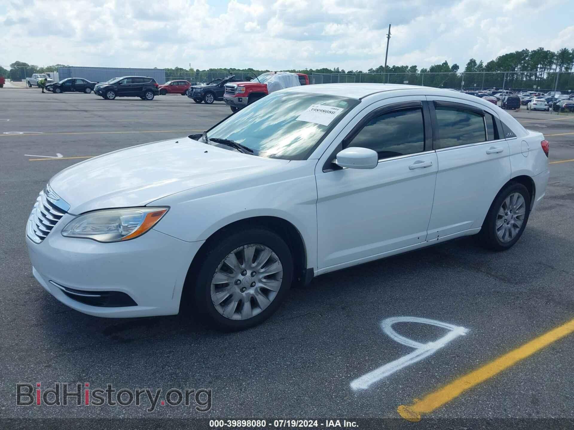 2012 CHRYSLER 200 - VIN: 1C3CCBAB8CN105543 - Photo 2
