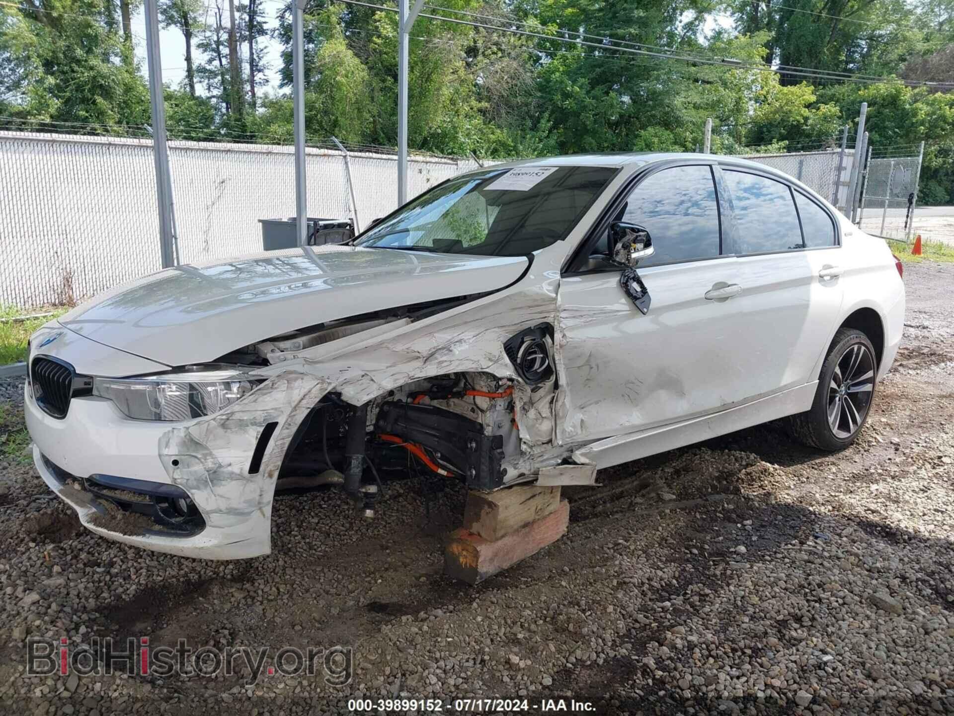 2018 BMW 330E - VIN: WBA8E1C53JA171657 - Фото 2