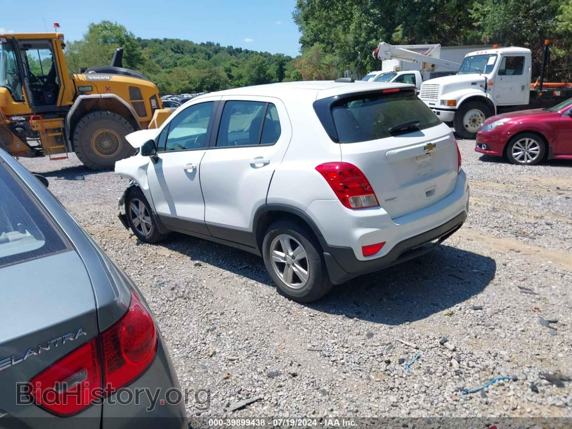 2019 CHEVROLET TRAX - VIN: 3GNCJKSB3KL222937 - Фото 3