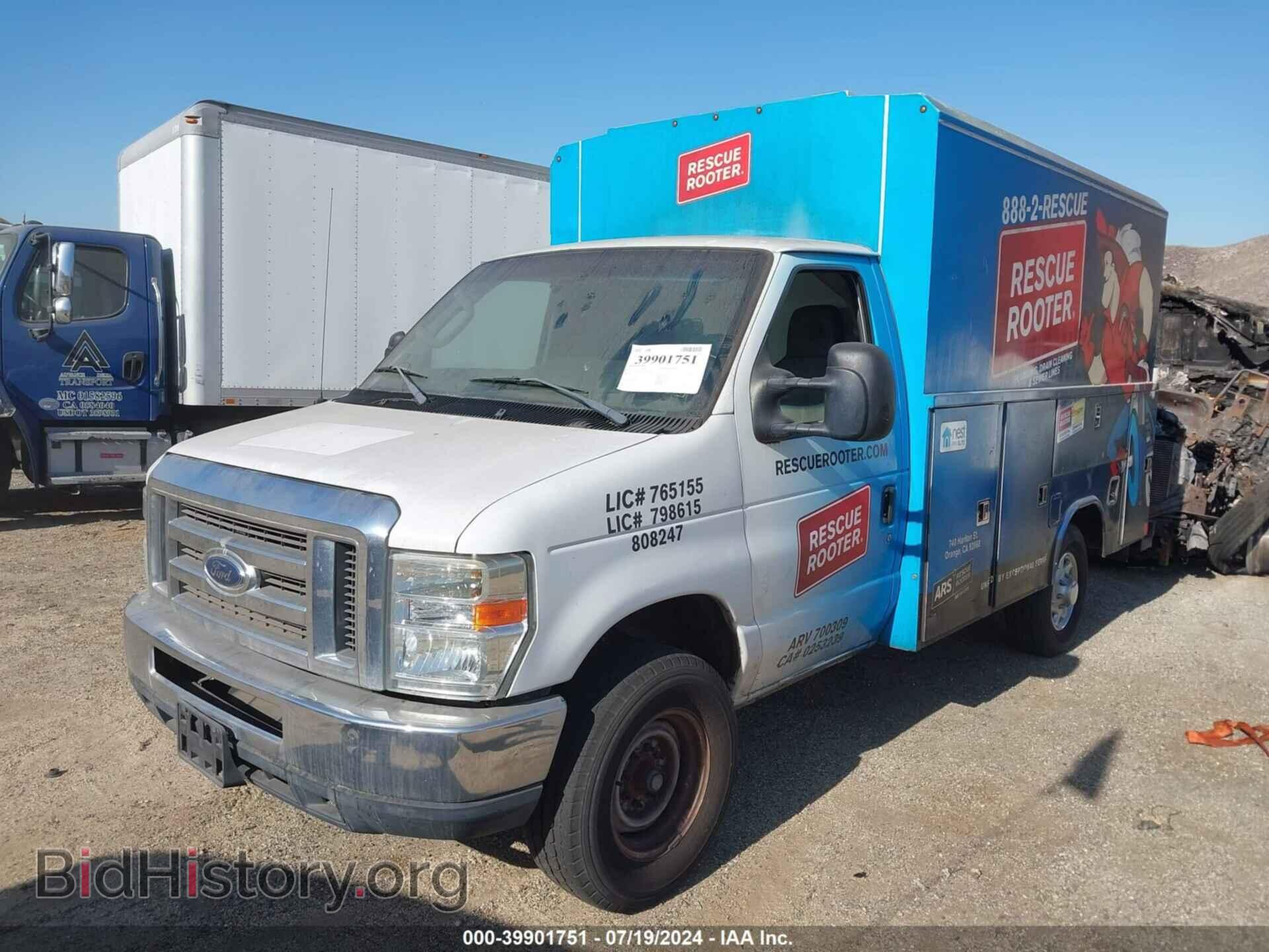2013 FORD E-350 CUTAWAY - VIN: 1FDWE3FL7DDA70197 - Фото 2