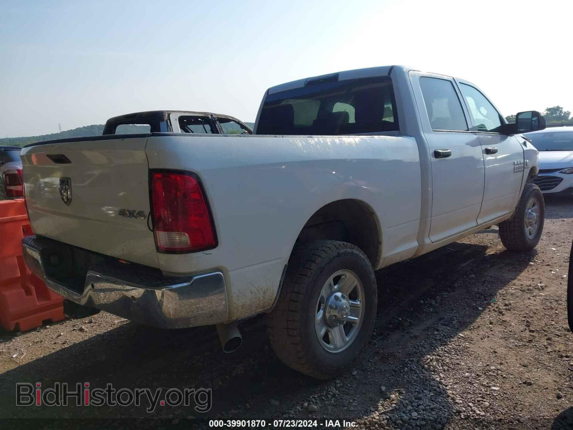 2016 RAM 2500 - VIN: 3C6UR5CL5GG111764 - Фото 4