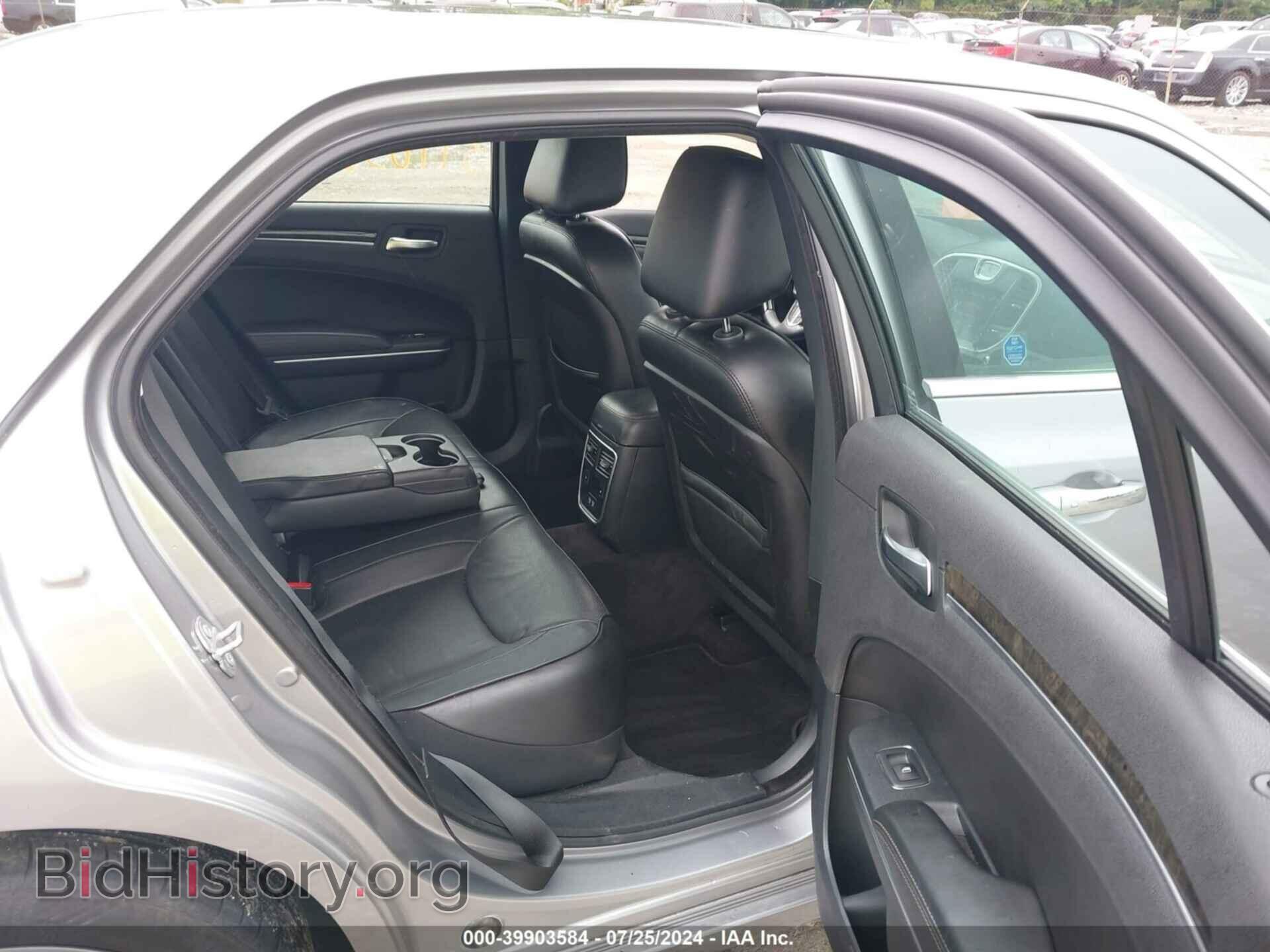 2018 CHRYSLER 300 - VIN: 2C3CCAEG6JH301468 - Фото 8