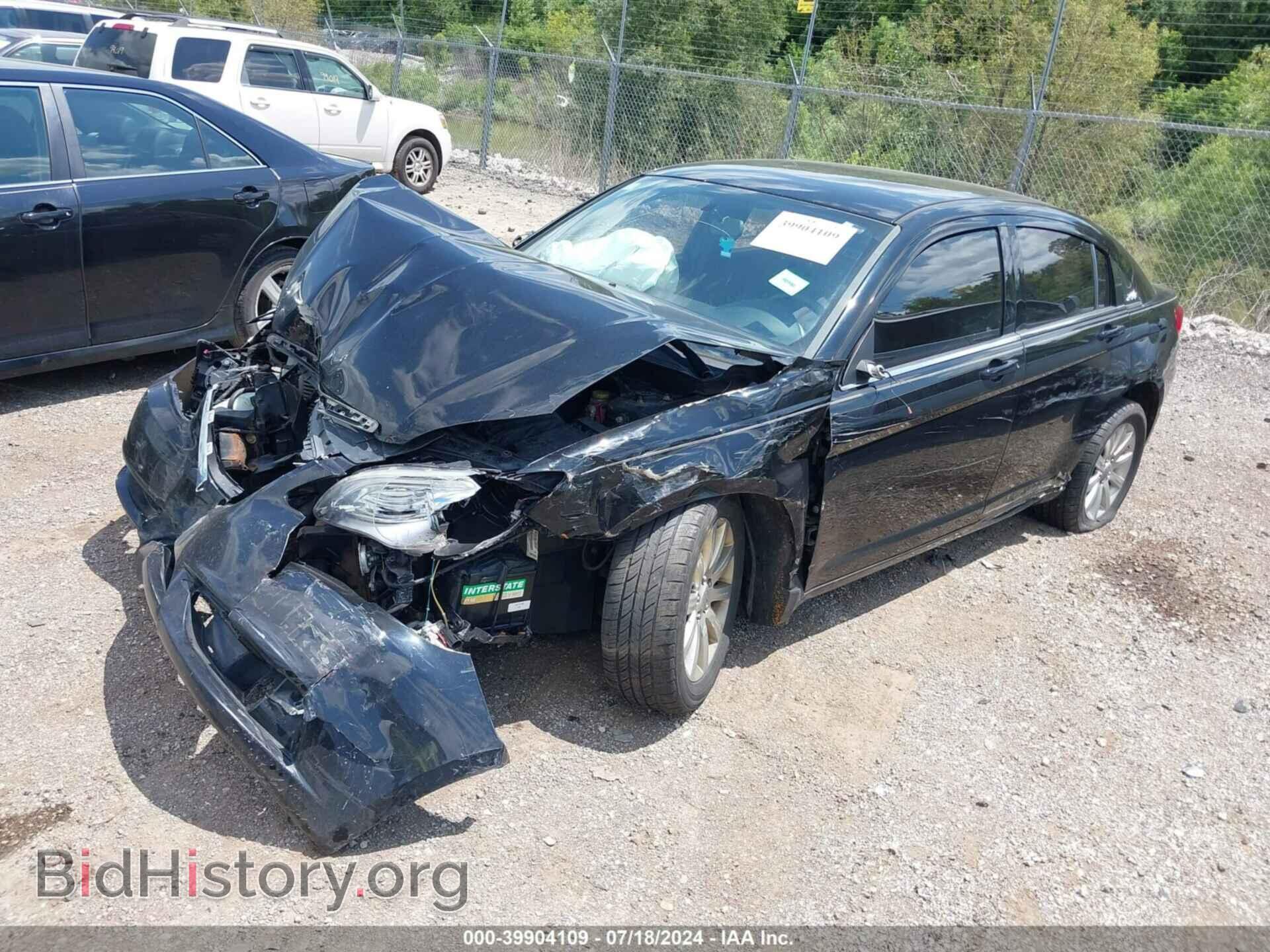 2012 CHRYSLER 200 - VIN: 1C3CCBBB2CN150539 - Фото 2
