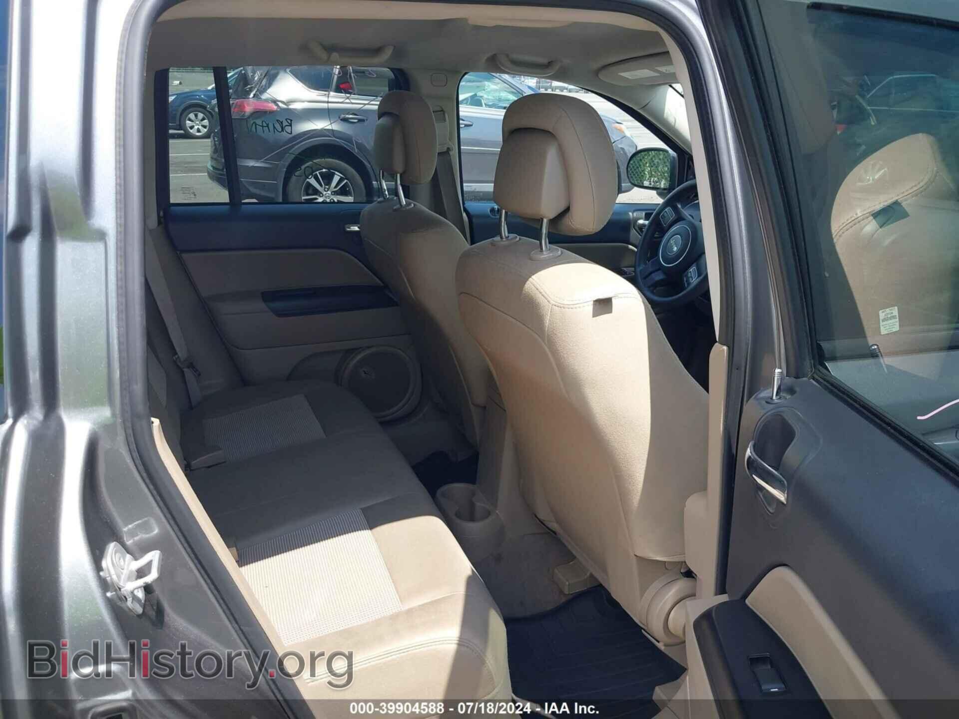 2012 JEEP COMPASS - VIN: 1C4NJDBB6CD588511 - Фото 8