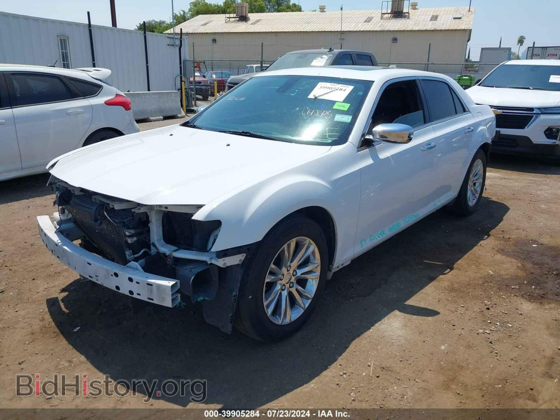 2016 CHRYSLER 300C - VIN: 2C3CCAEG8GH167510 - Фото 2