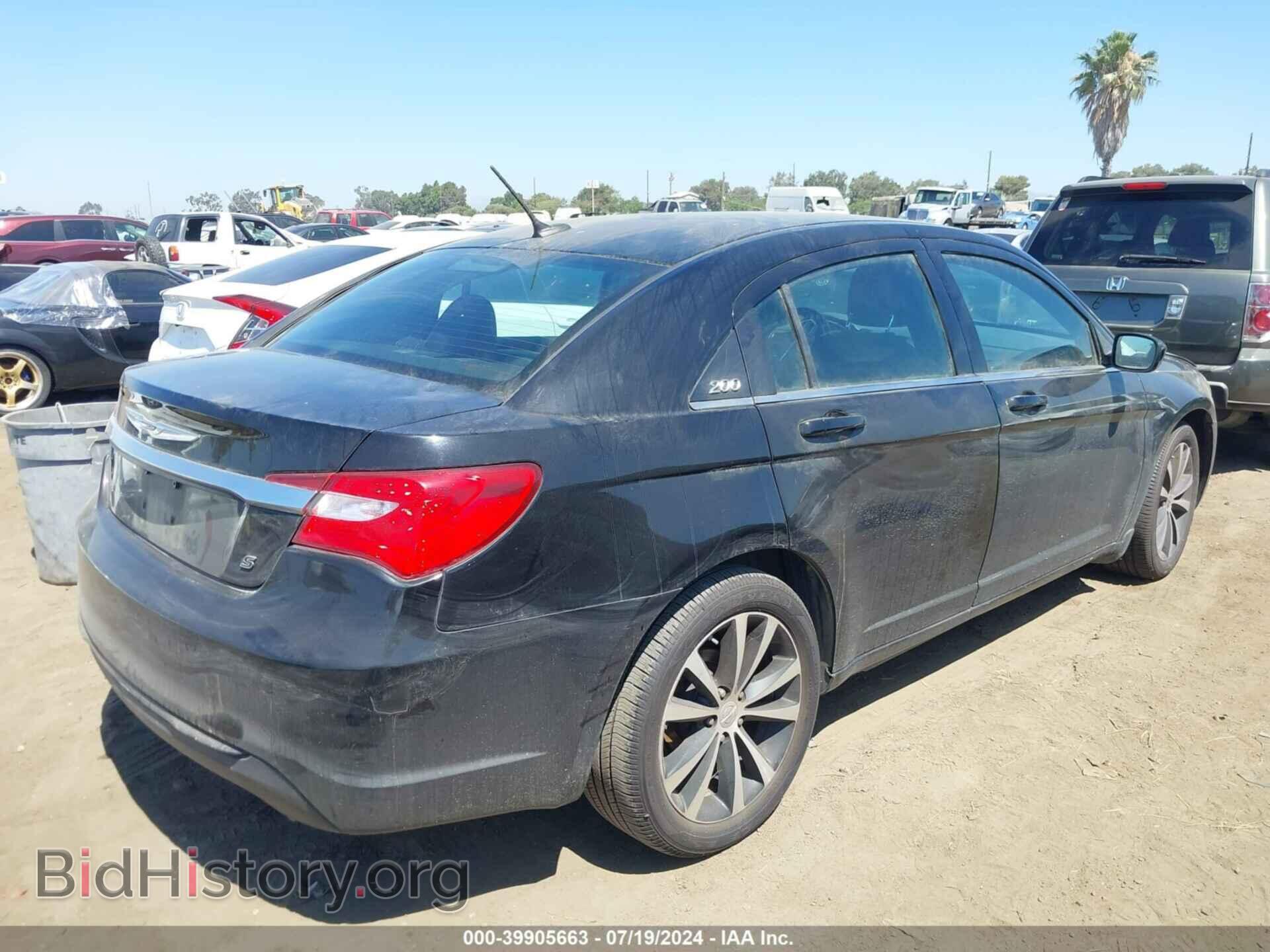 2013 CHRYSLER 200 - VIN: 1C3CCBCG6DN503392 - Фото 4