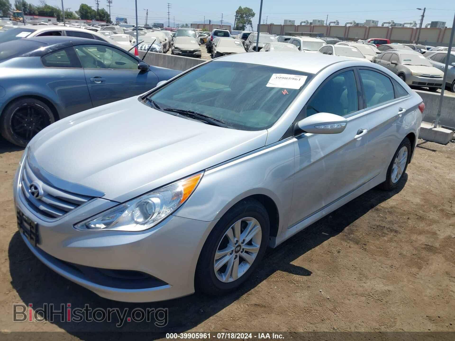 2014 HYUNDAI SONATA - VIN: 5NPEB4AC5EH883149 - Фото 2
