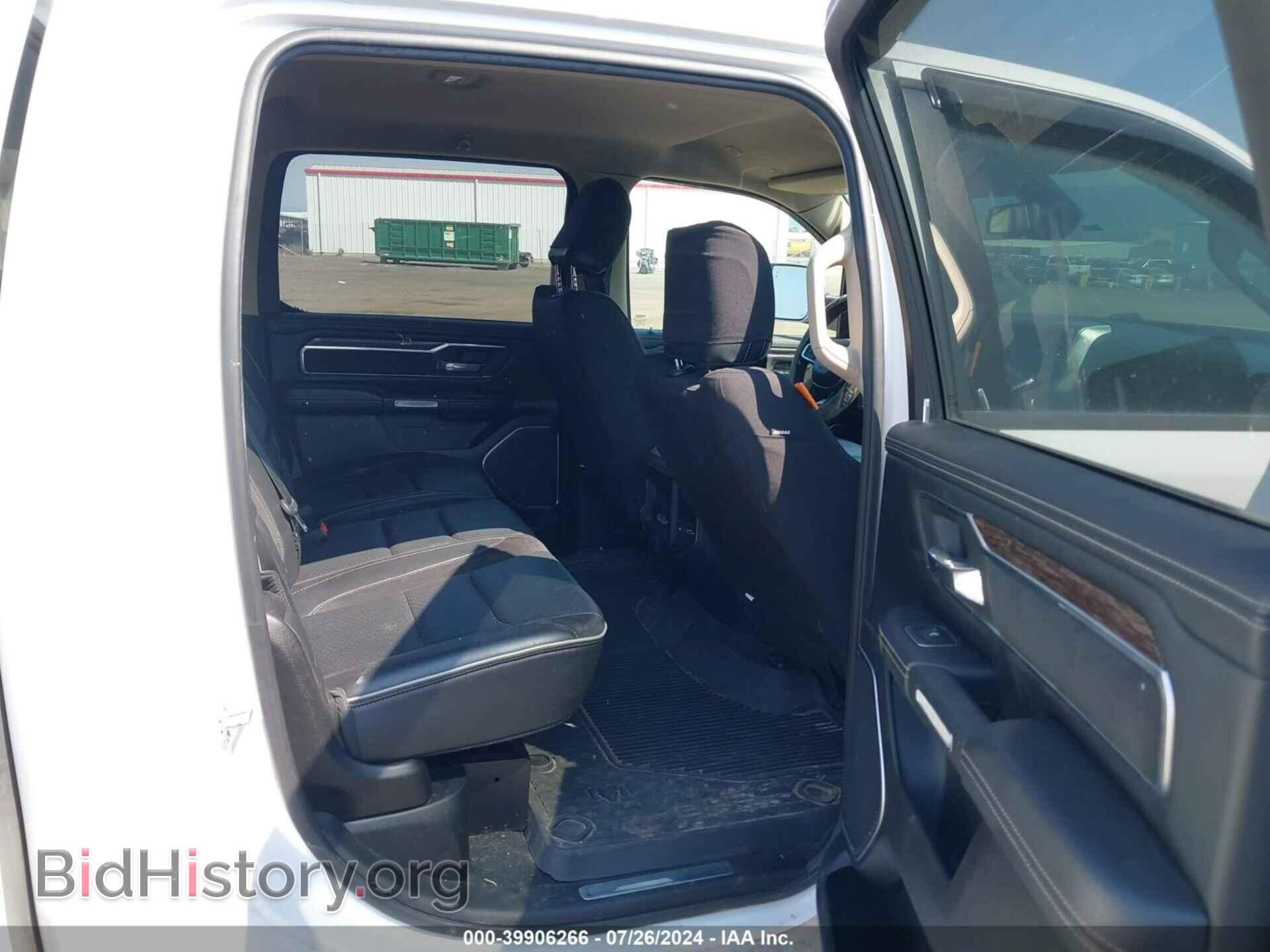 2019 RAM 1500 - VIN: 1C6SRFRT7KN736381 - Фото 8