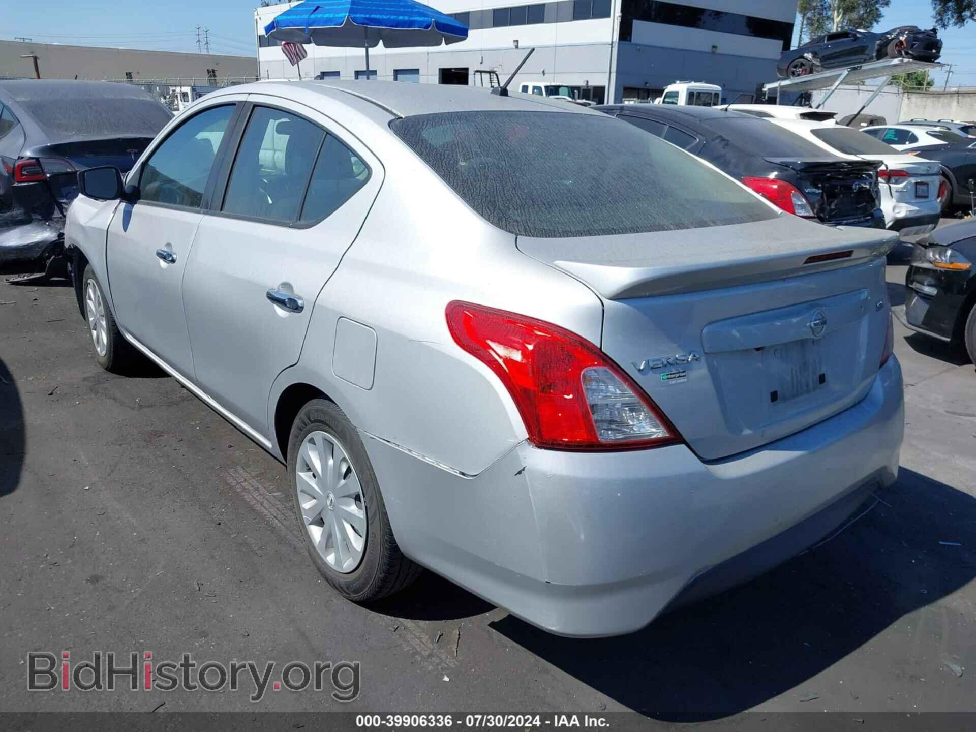 2019 NISSAN VERSA - VIN: 3N1CN7AP3KL875052 - Фото 3