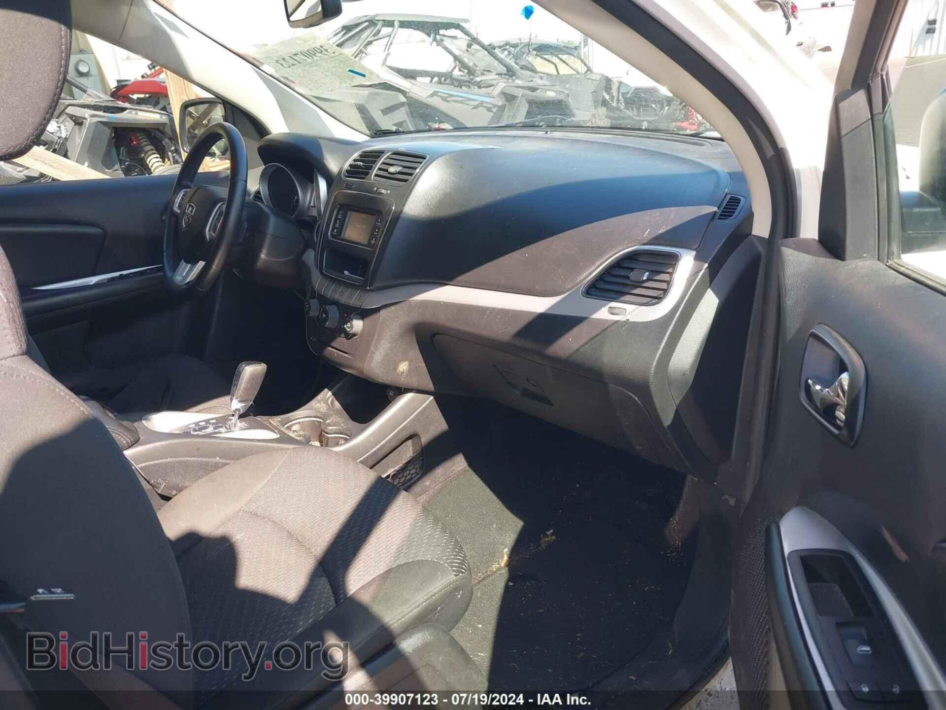 2018 DODGE JOURNEY - VIN: 3C4PDCBG3JT511401 - Фото 5